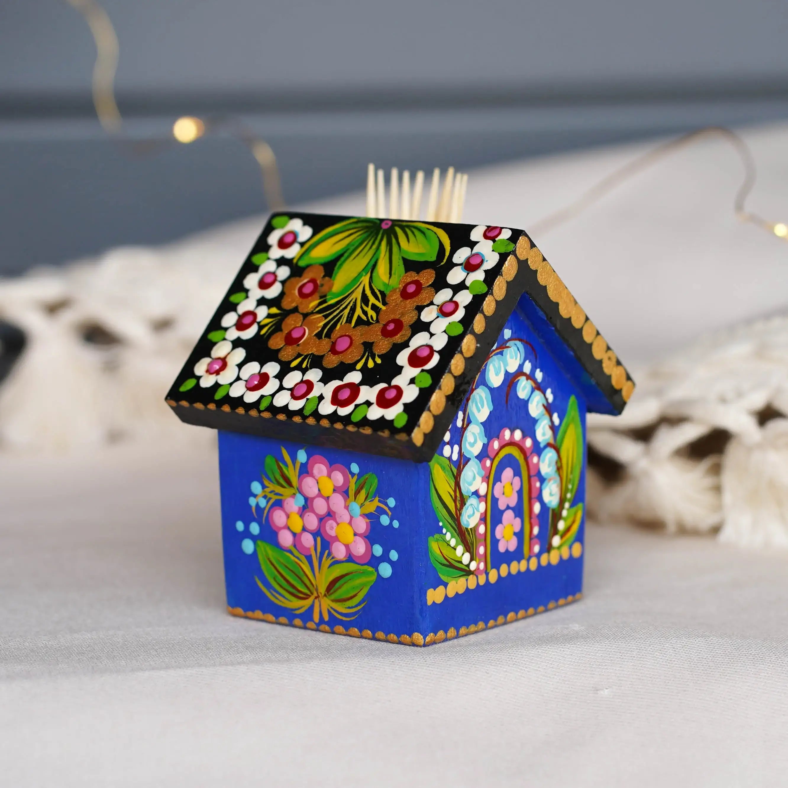 Handmade Wooden Personalized House-shaped Toothpick Holder