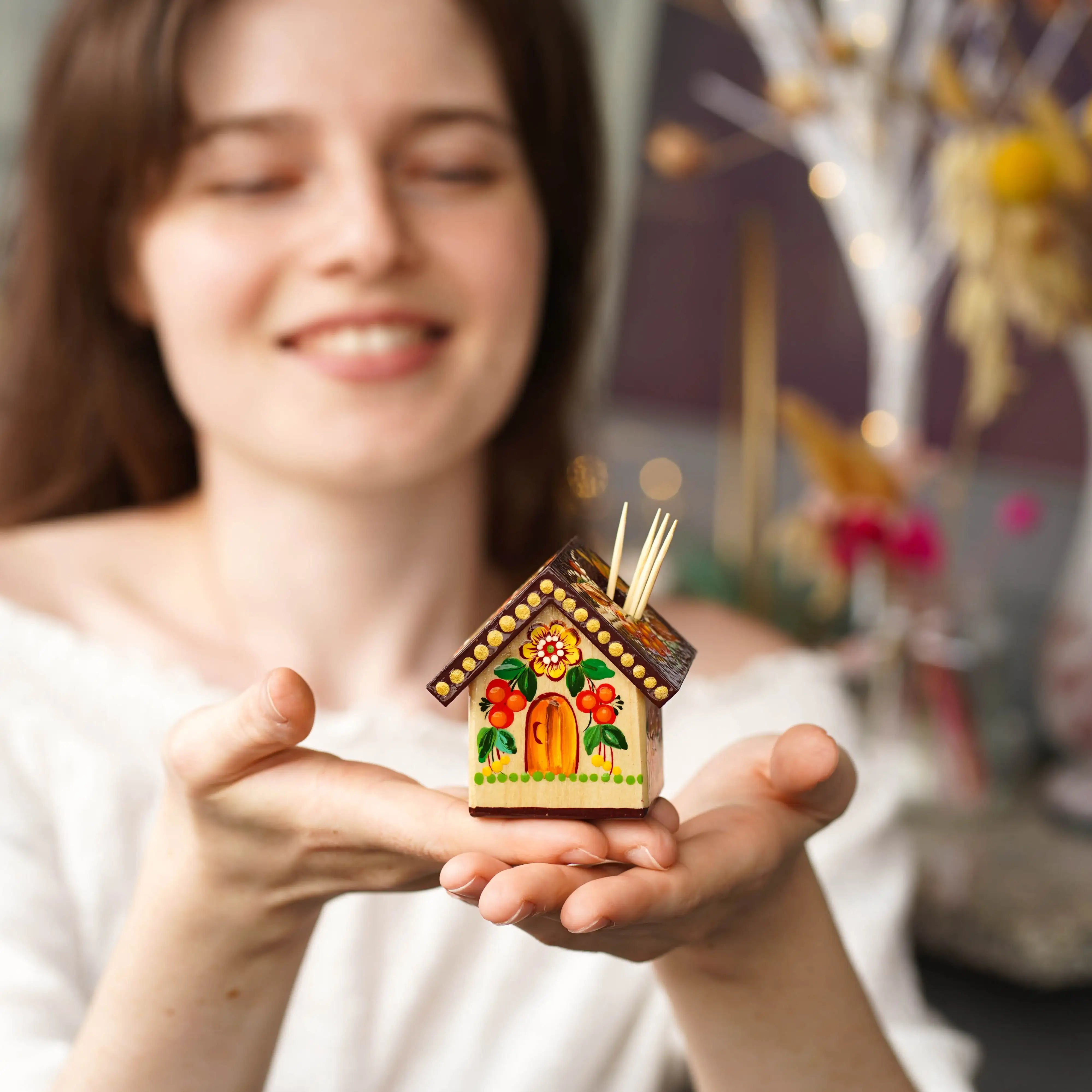 Handmade Wooden Personalized House-shaped Toothpick Holder