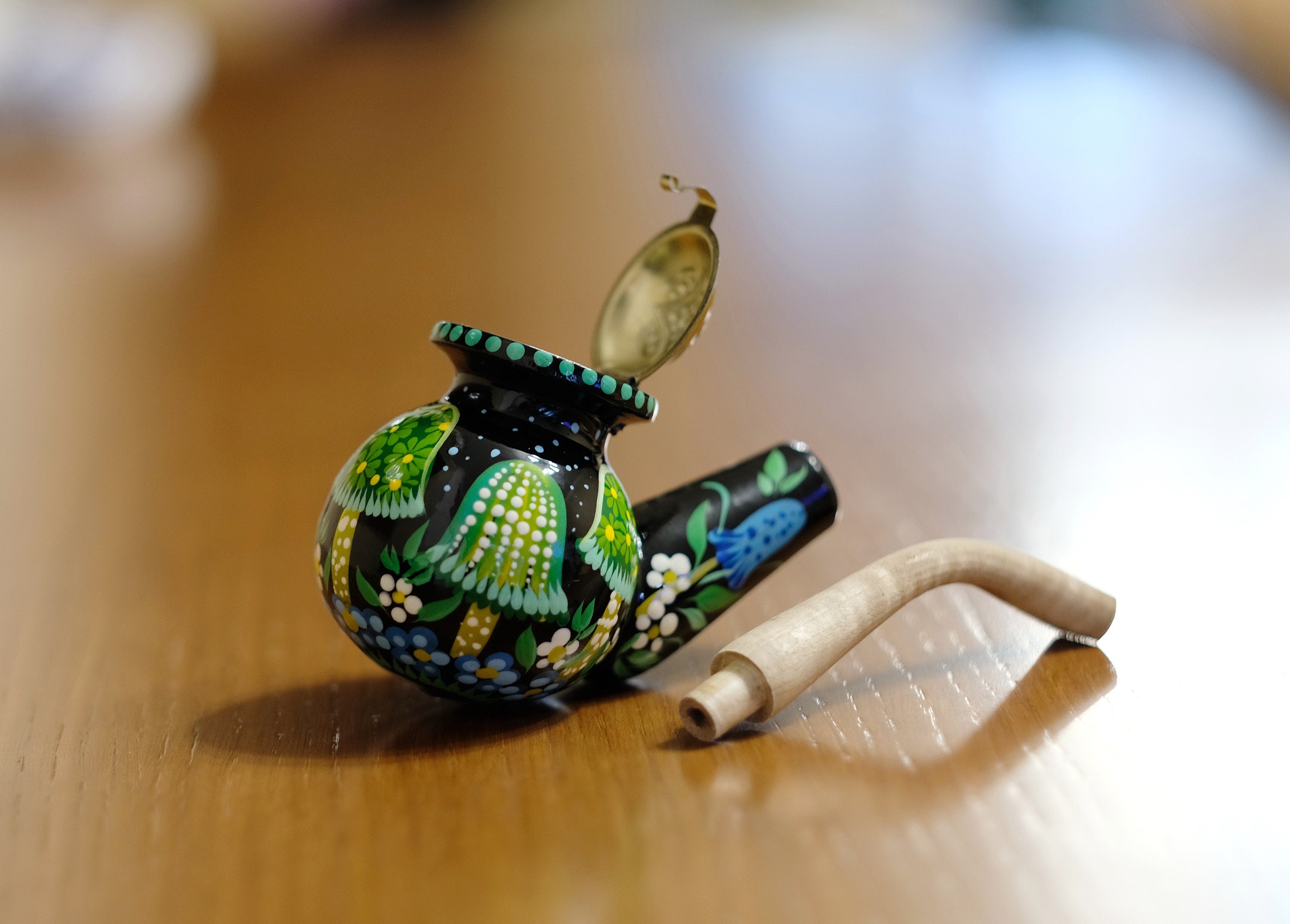 Wooden Mushroom Smoking Pipe with Lid - Ukrainian Folk Art Petrykivka Tobacco Pipe