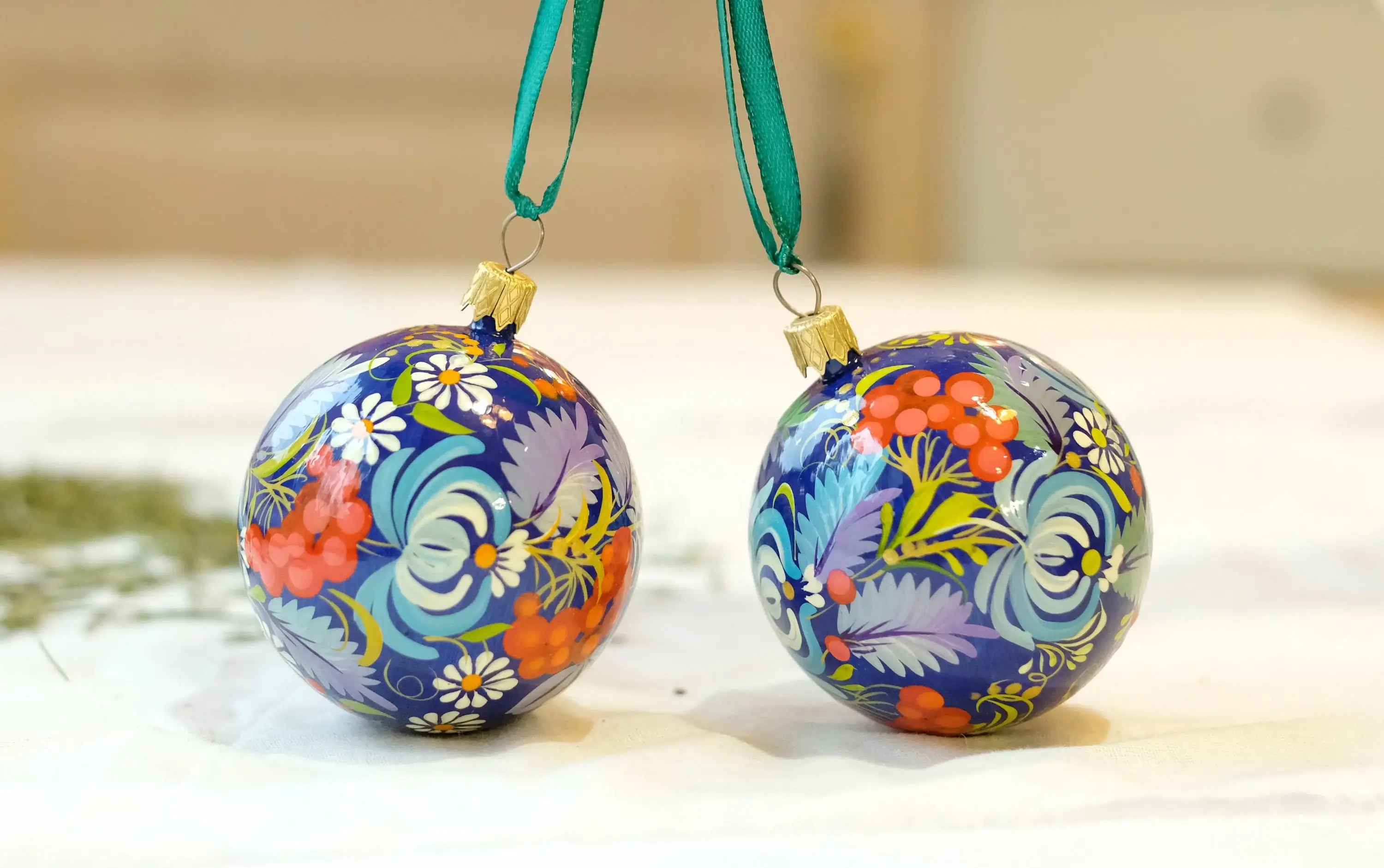 Set of 2 Painted Blue Flower Ukrainian Christmas Ball Ornaments 2.4 in, Gift-wrapped