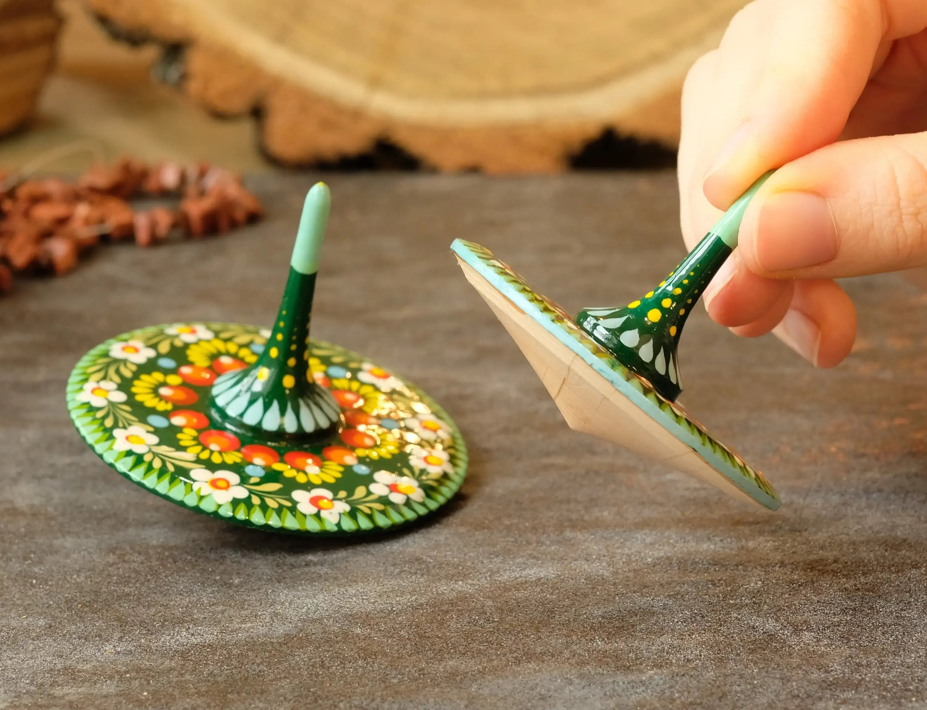 Wooden spinning top, Unique fidget spinner, Hand spinner fidget toy, Party bag favor, Cute Wedding favor, Green flower spinning top