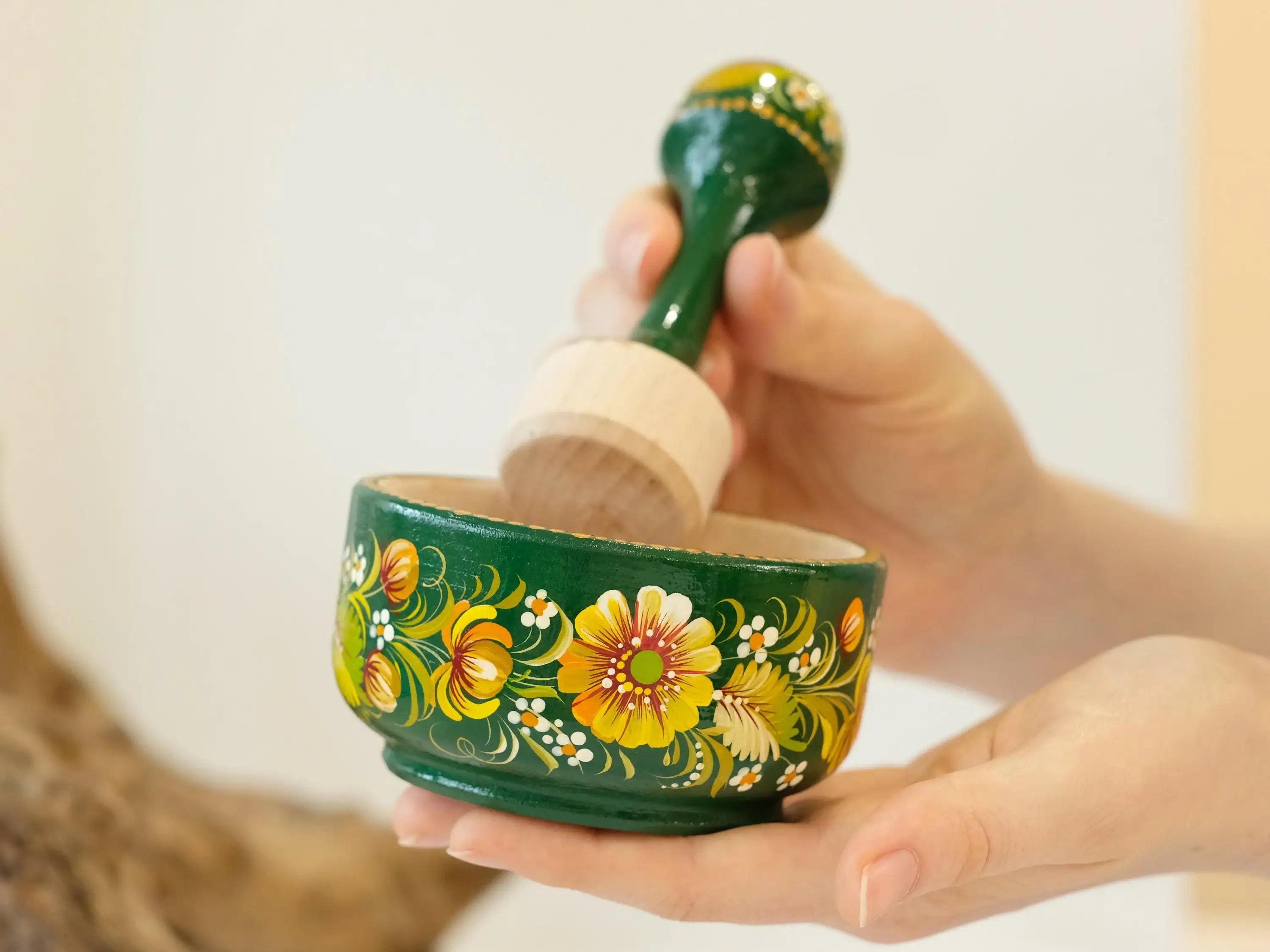 Wooden Mortar and Pestle Set - Artisanal Petrykivka Art Hand-painted Emerald Green Flower Crush Bowl