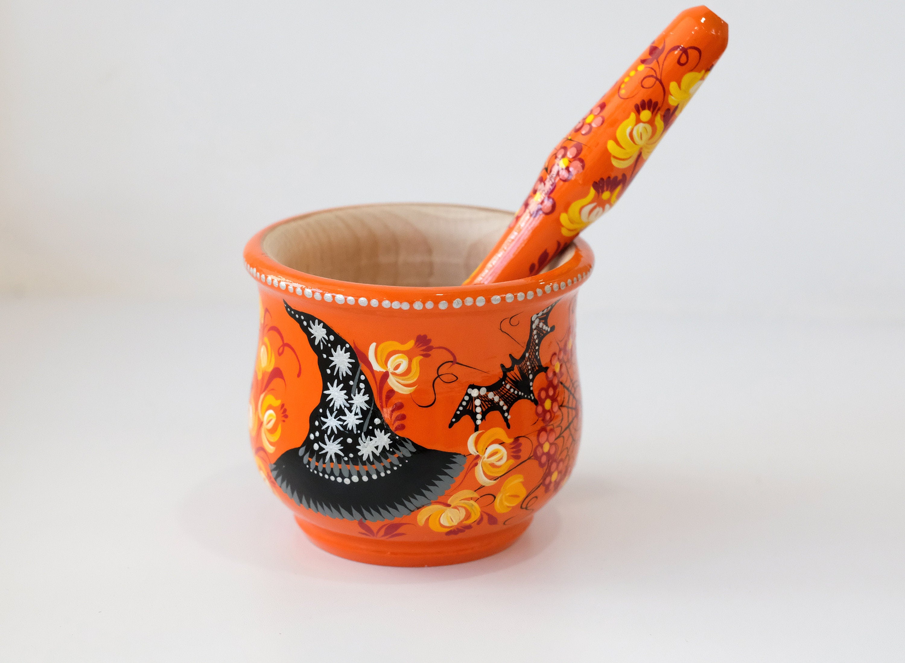 Wooden Mortar and Pestle Set Orange - Painted Halloween Crush Bowl with Witch Hat and Flying Bat