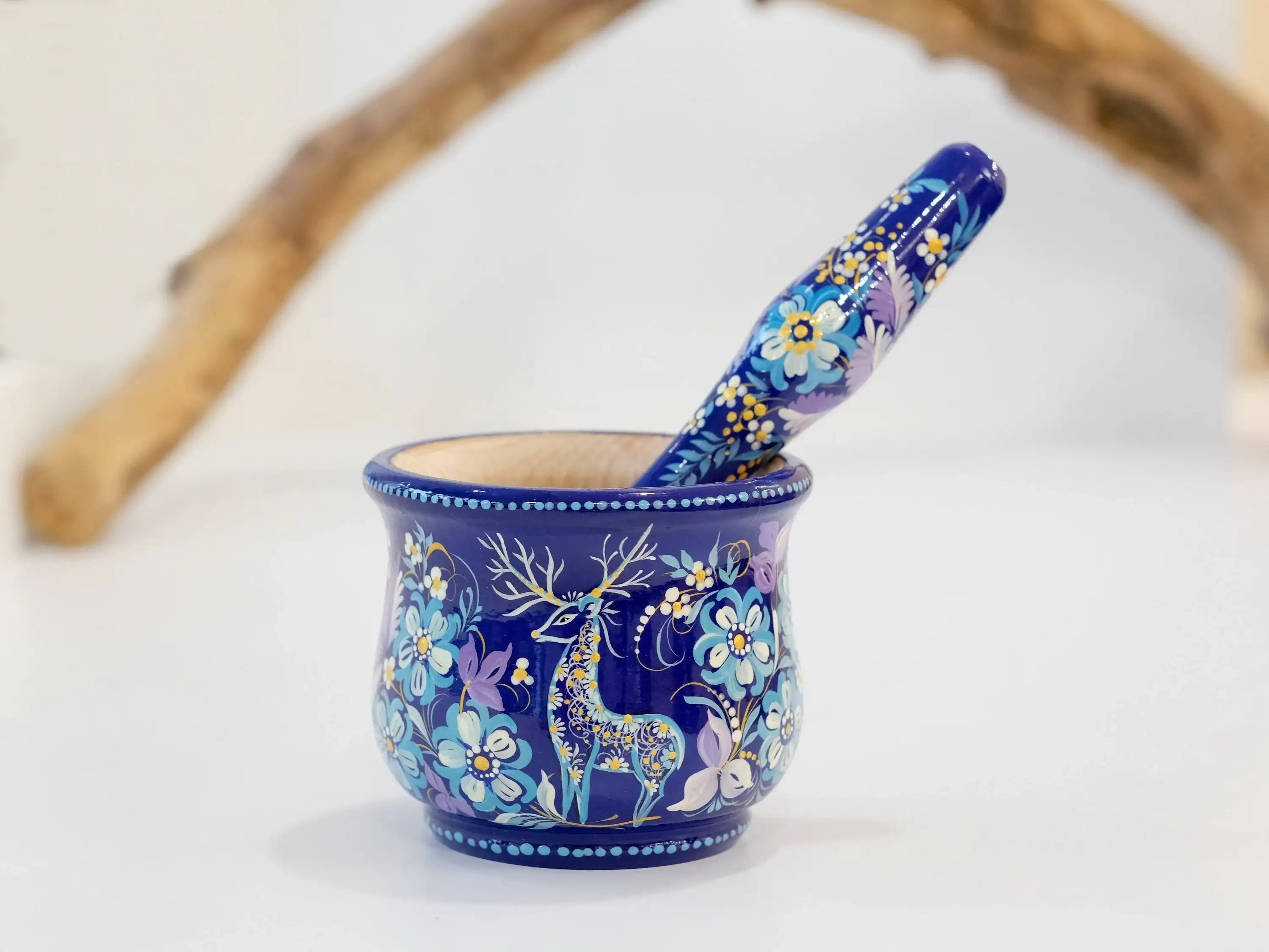 Wooden Painted Deer Mortar and Pestle Set - Artisanal Christmas Deer Blue Flower Gringing Bowl, Petrykivka Art
