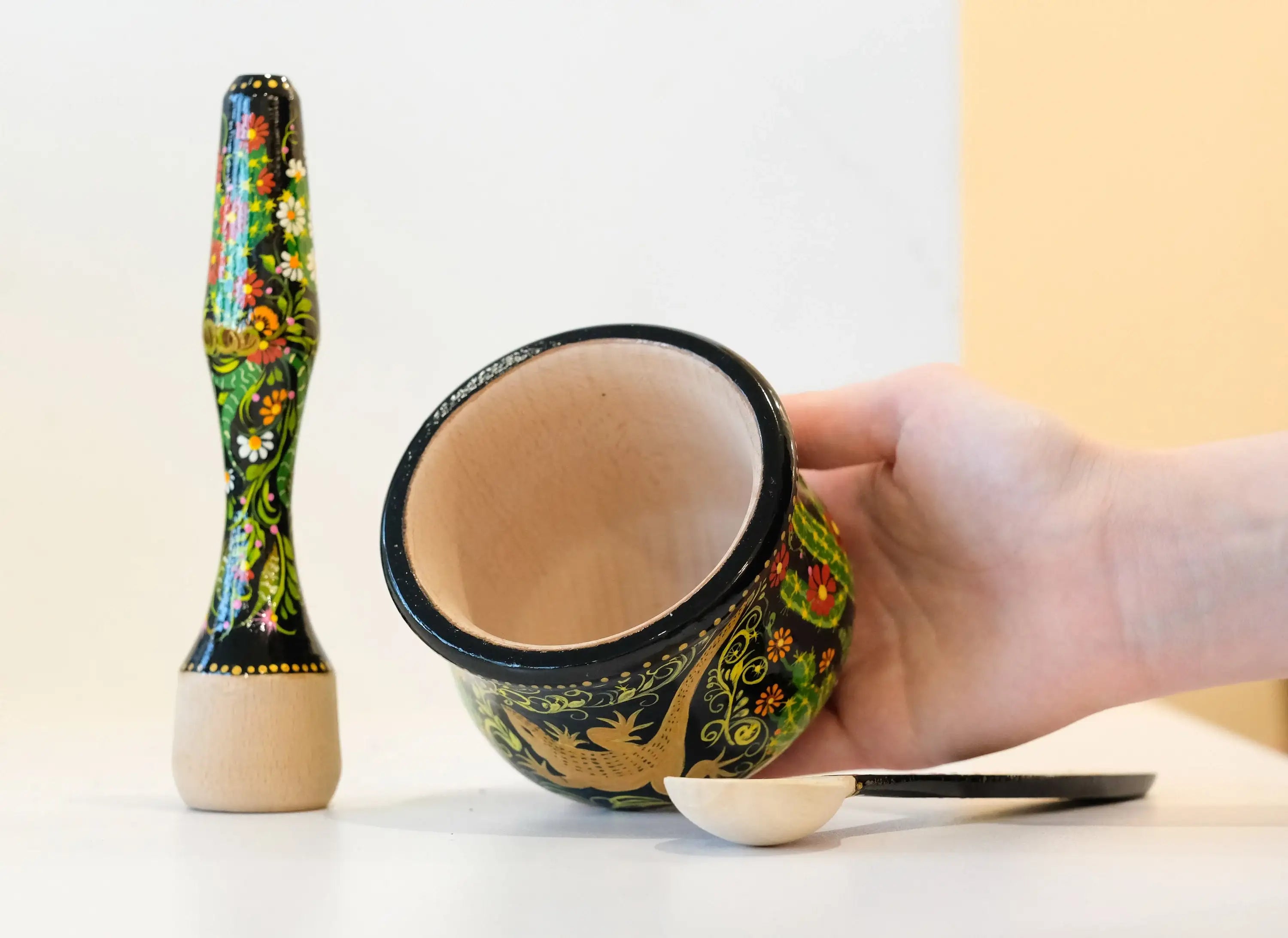 Wooden Painted Mortar and Pestle set - Artisanal Salamander and Cactus Blossom Spices Masher, Golden and Black
