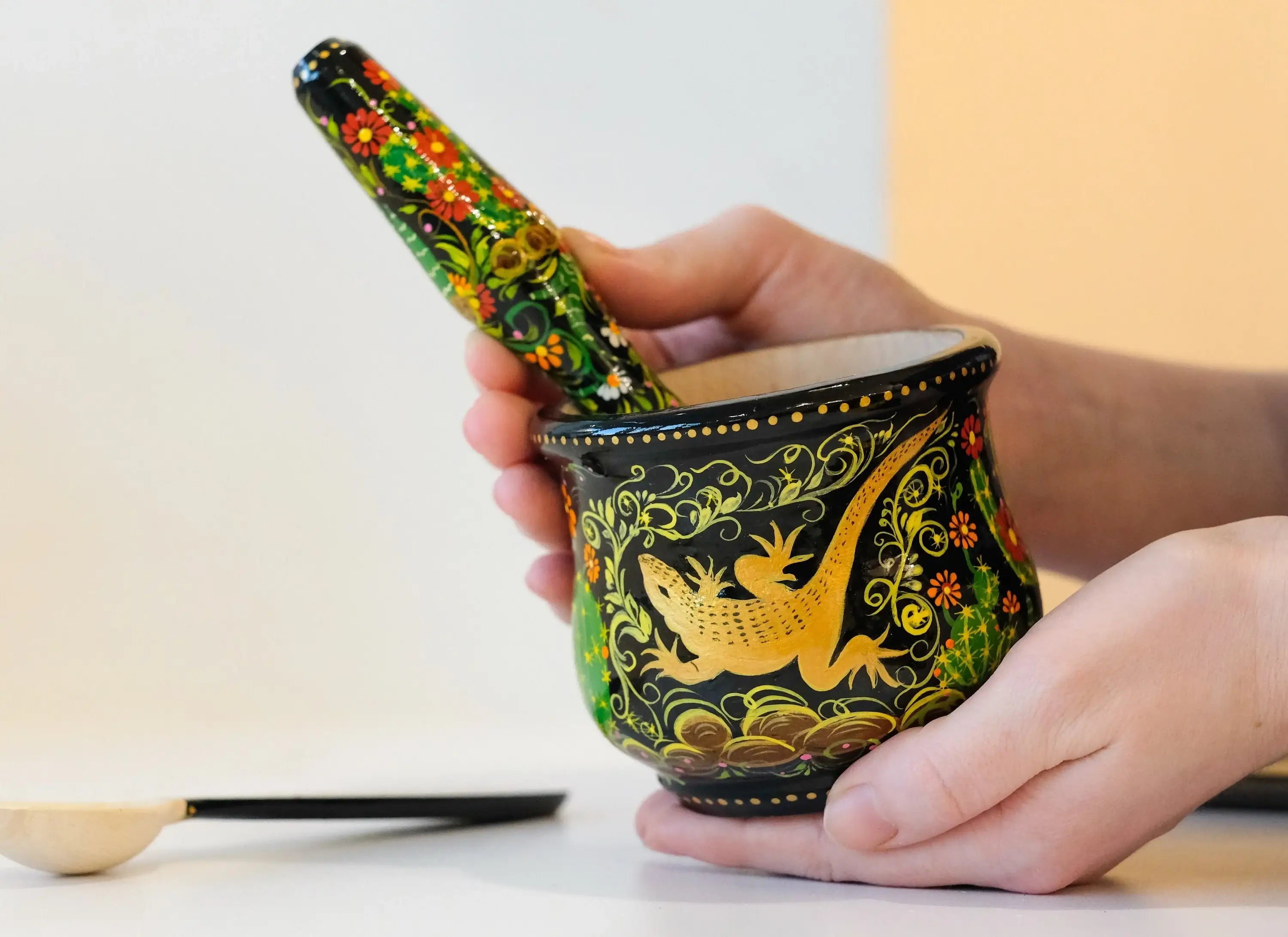 Wooden Painted Mortar and Pestle set - Artisanal Salamander and Cactus Blossom Spices Masher, Golden and Black