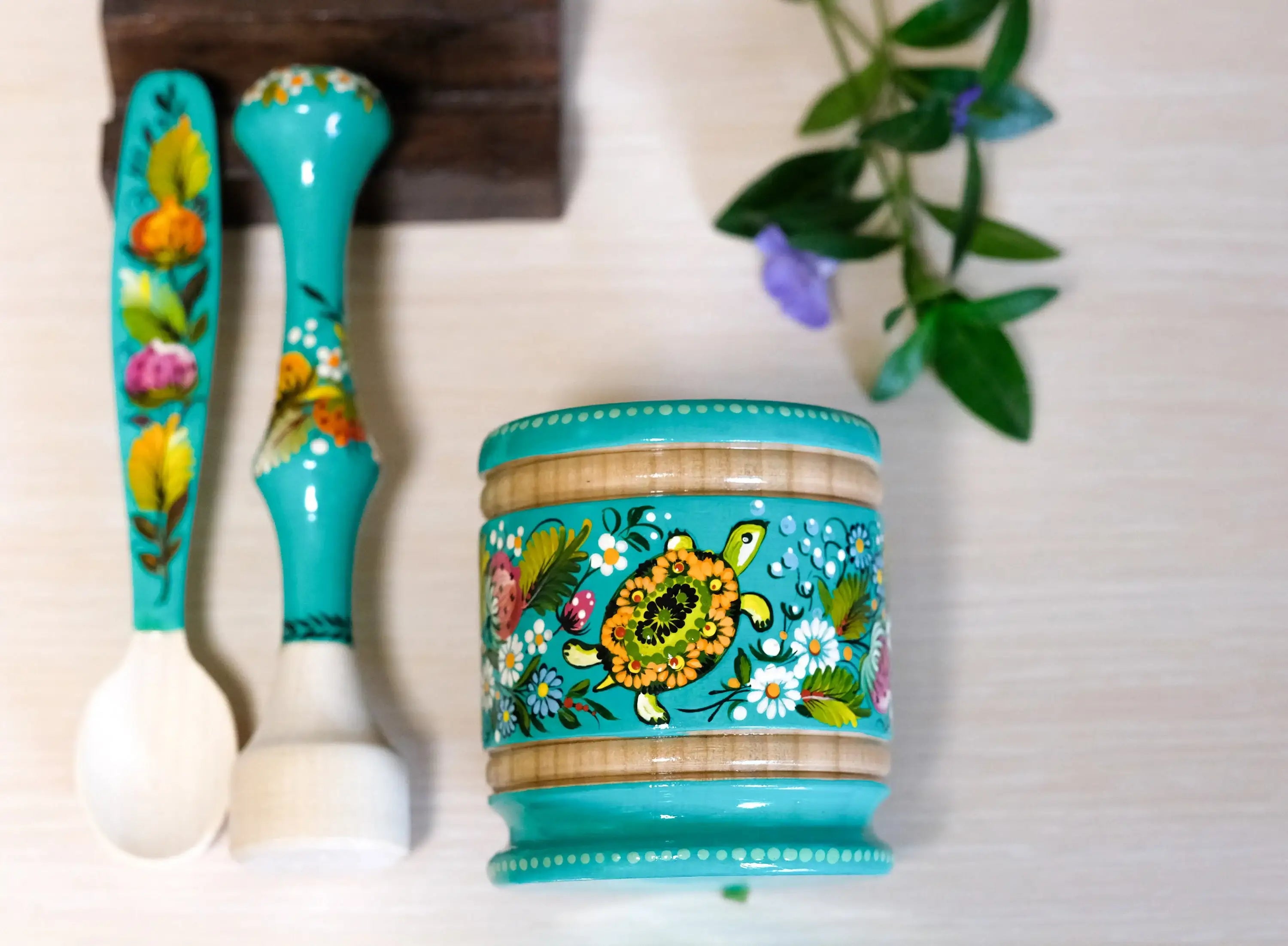 Wooden Mortar & Pestle set - Artisanal Painted Turquoise Turtle Crush Bowl, Handmade