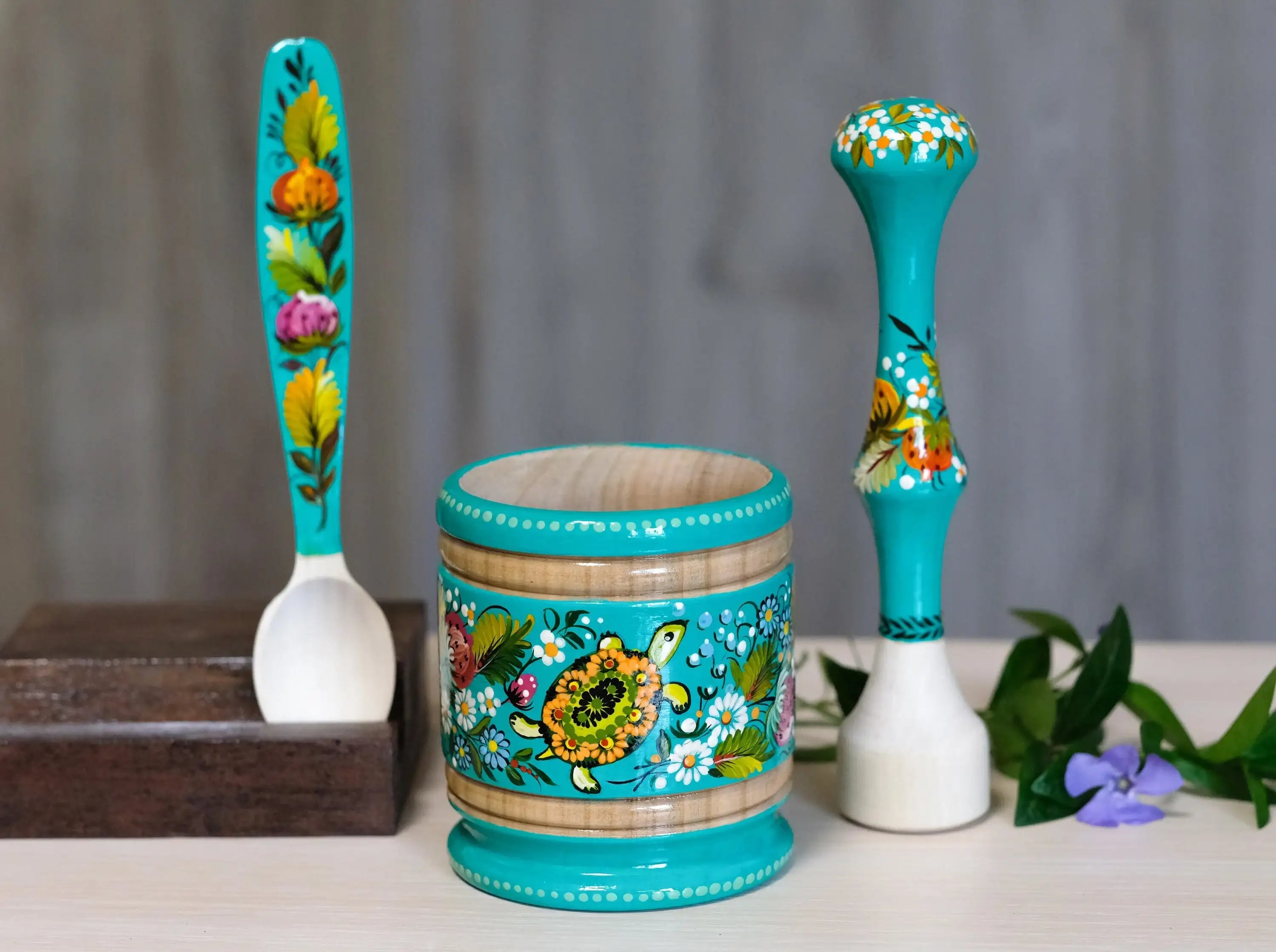 Wooden Mortar & Pestle set - Artisanal Painted Turquoise Turtle Crush Bowl, Handmade