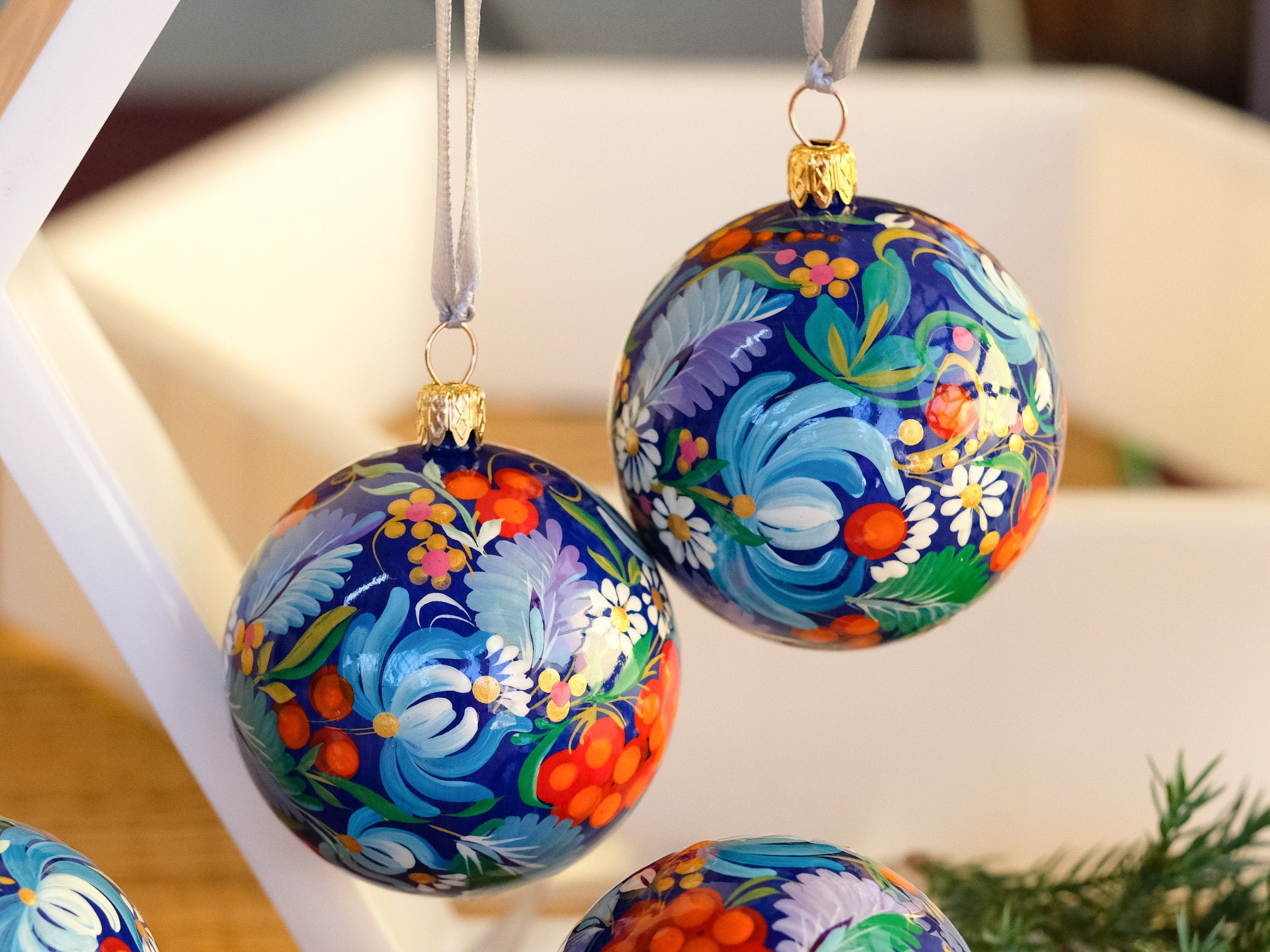 Hand-painted Set of 4 Red & Blue Flower Christmas Ball Ornaments 2.4 in - Petrykivka Folk Art, Gift-wrapped
