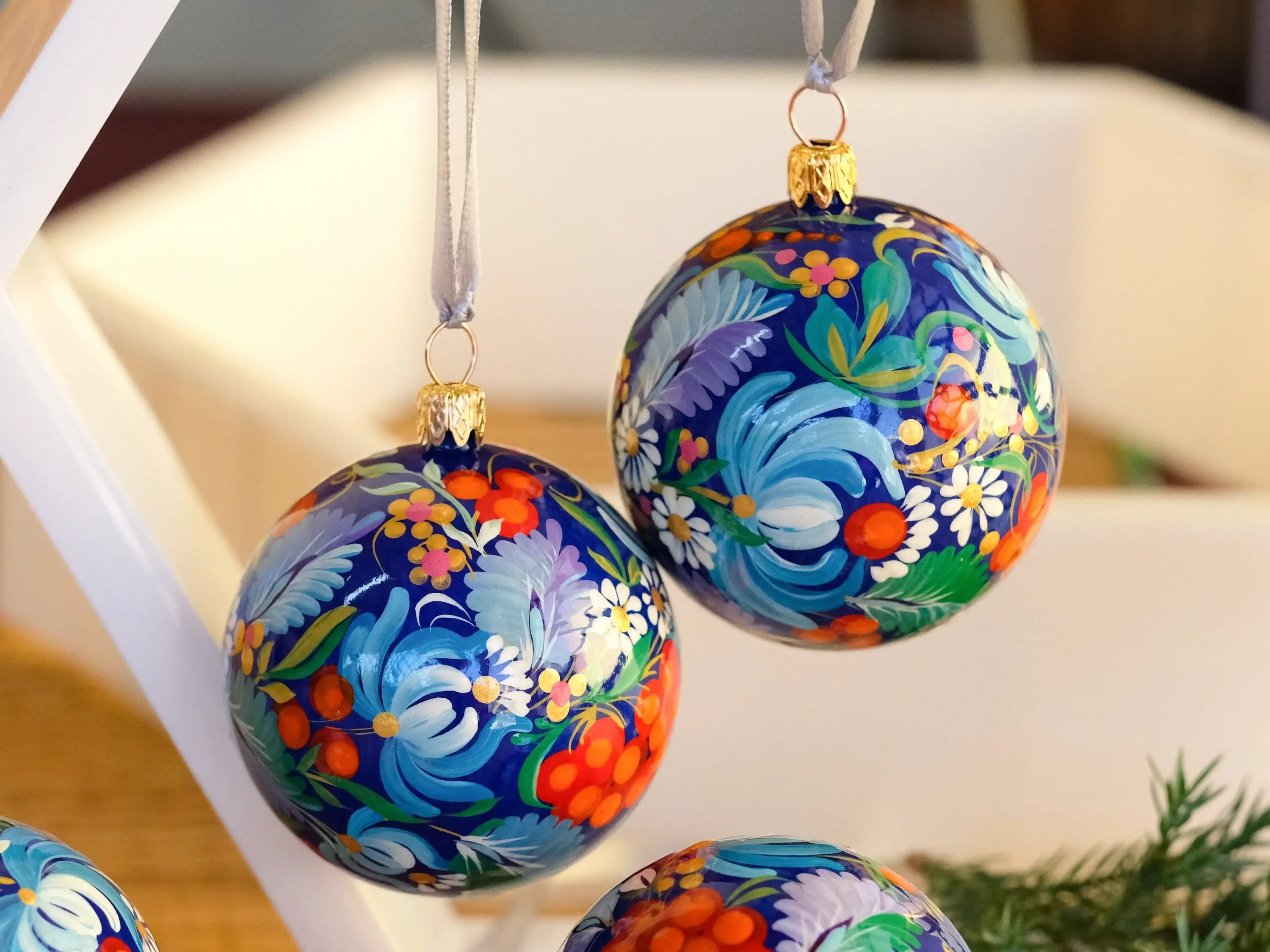 Hand-painted Set of 4 Red & Blue Flower Christmas Ball Ornaments 2.4 in - Petrykivka Folk Art, Gift-wrapped