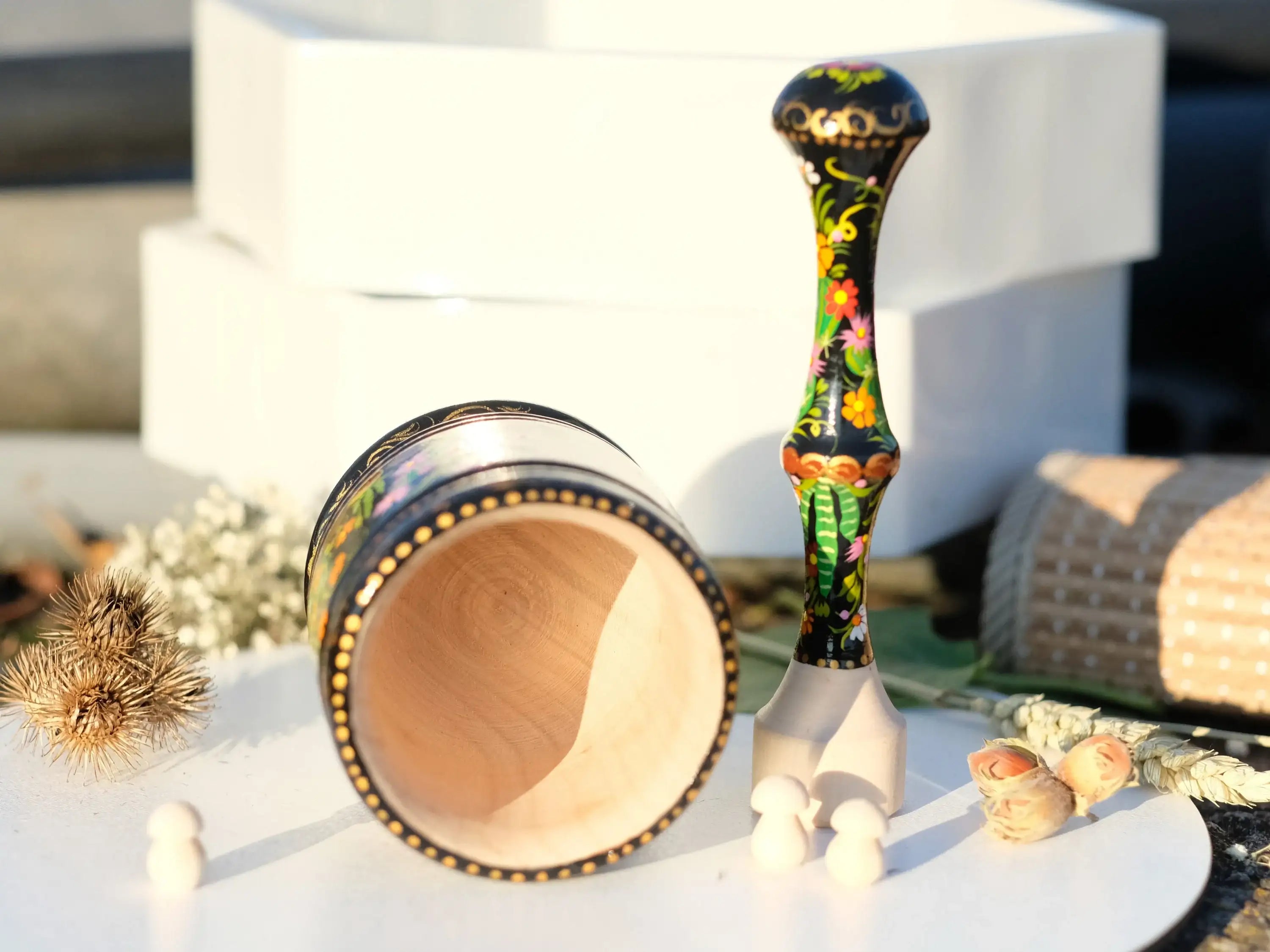 Wooden Mortar and Pestle Set - Hand-painted Salamander and Cactus Blossom Grinding Bowl, Golden and Black