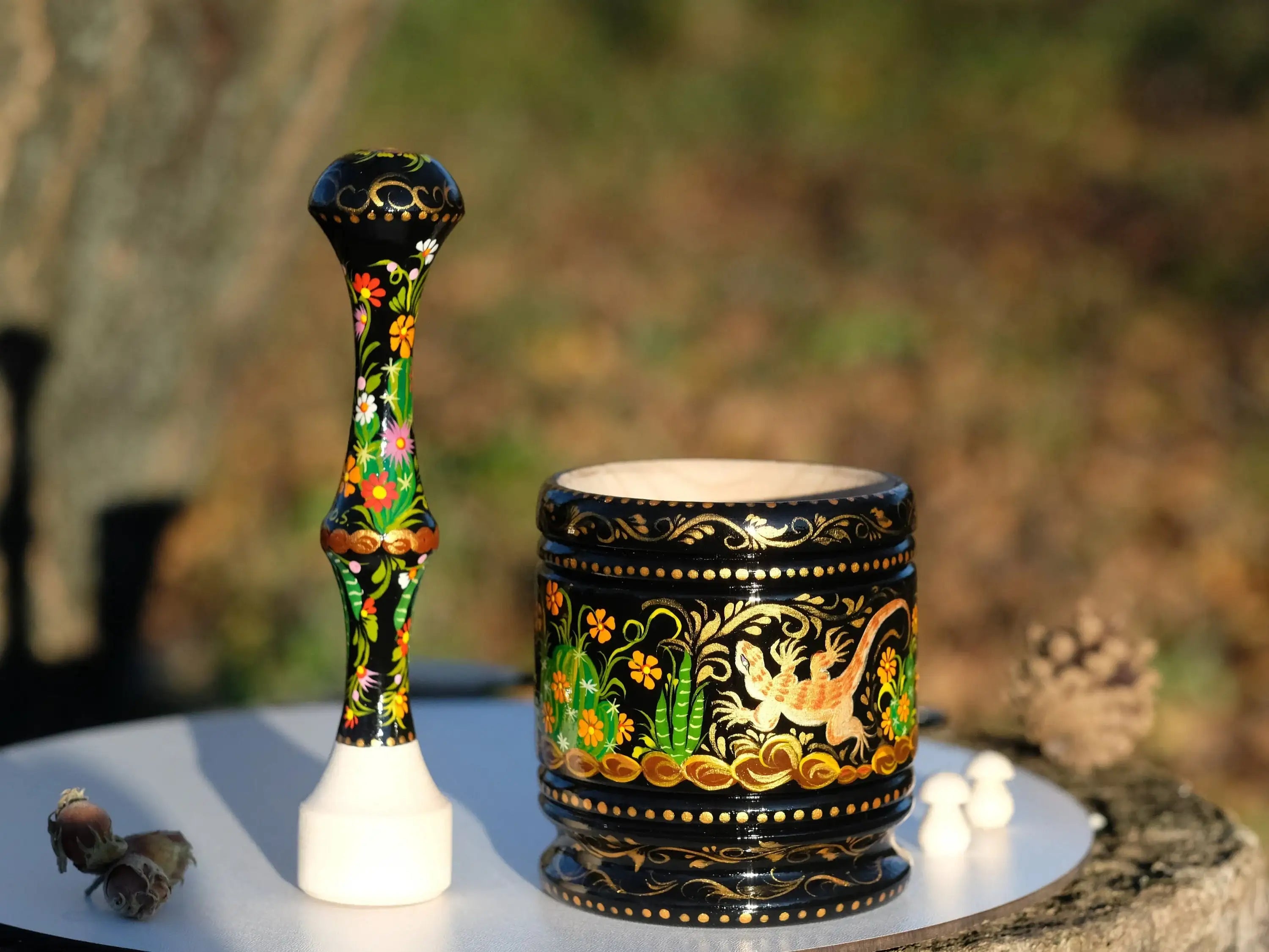 Wooden Mortar and Pestle Set - Hand-painted Salamander and Cactus Blossom Grinding Bowl, Golden and Black
