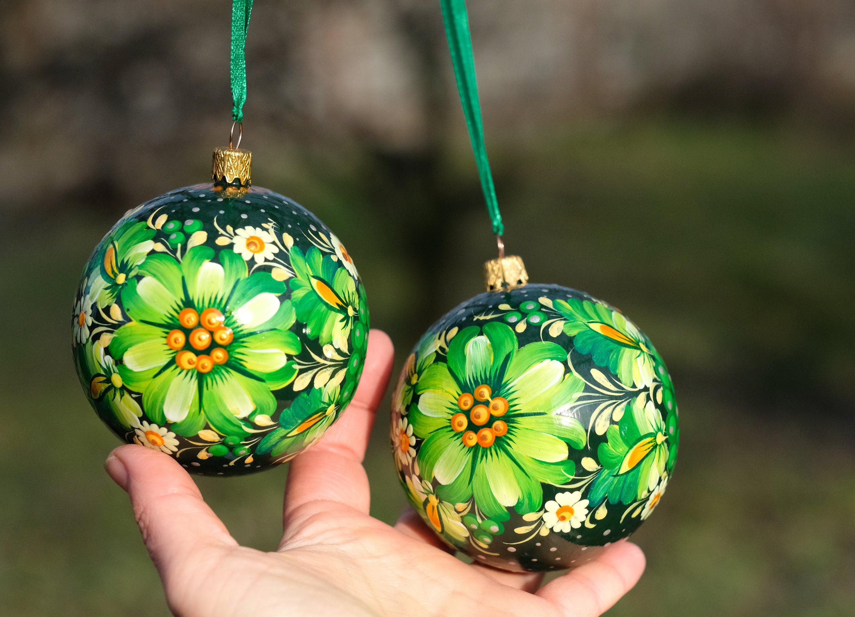 Set of 4 Painted Green Flower Ukrainian Christmas Ball Ornaments 2.4 in, Gift-wrapped