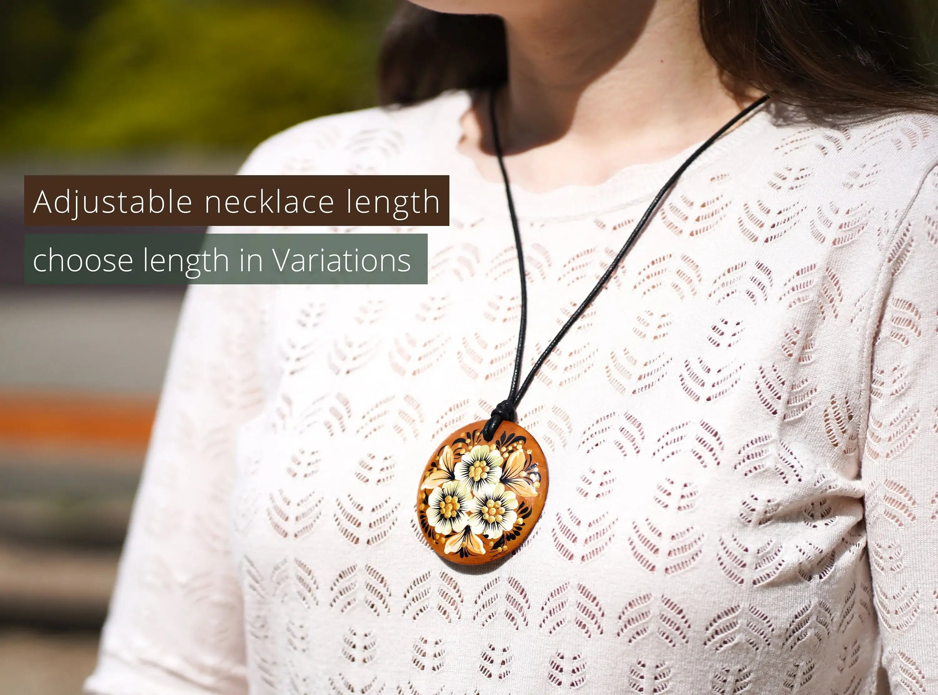 Lightweight Hand-painted Wooden Pendant Necklace - Beige flower Artisanal Large Circle Statement Necklace