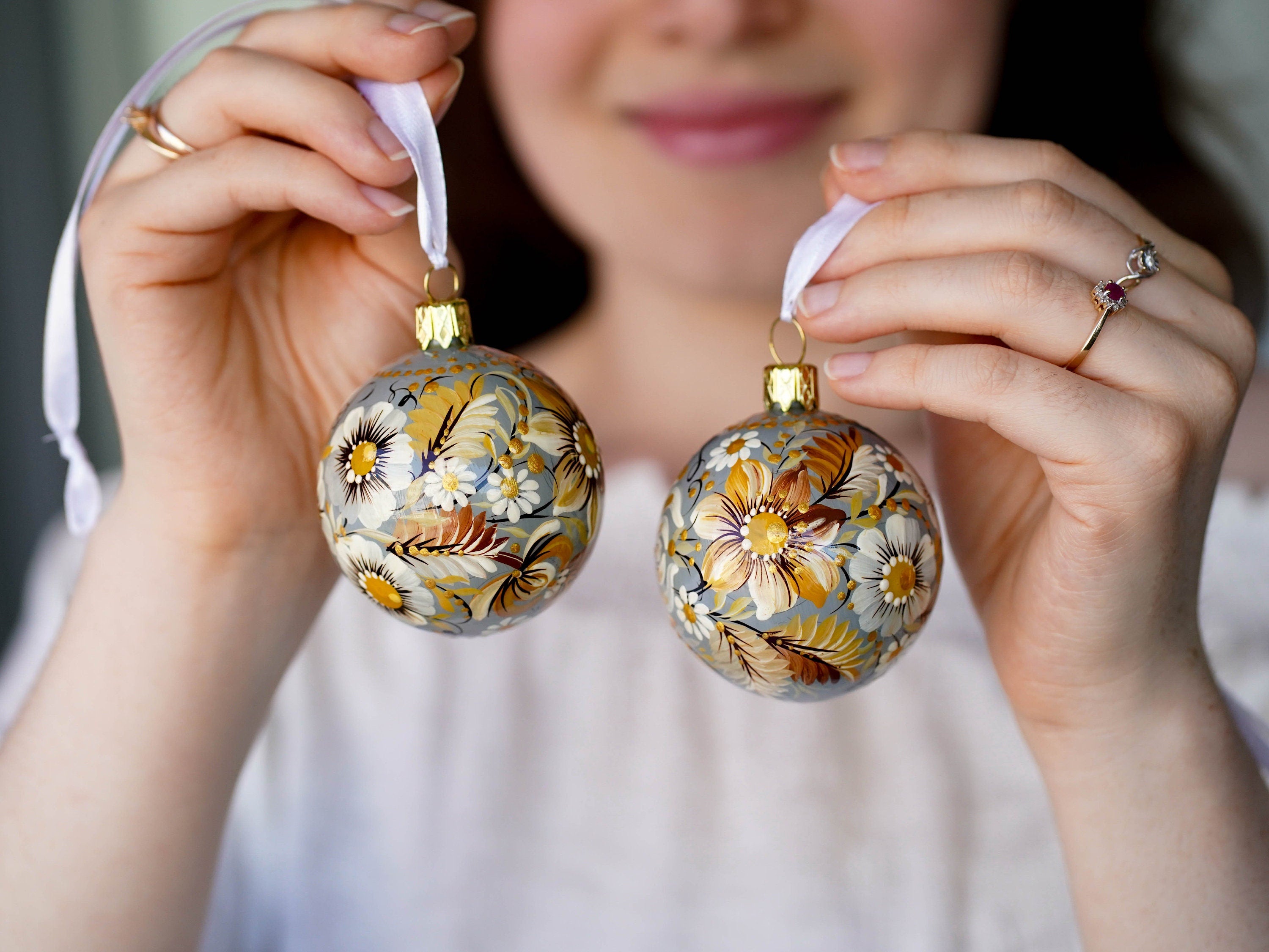 Set of 2Hhand-painted Christmas ornaments, Gift-wrapped
