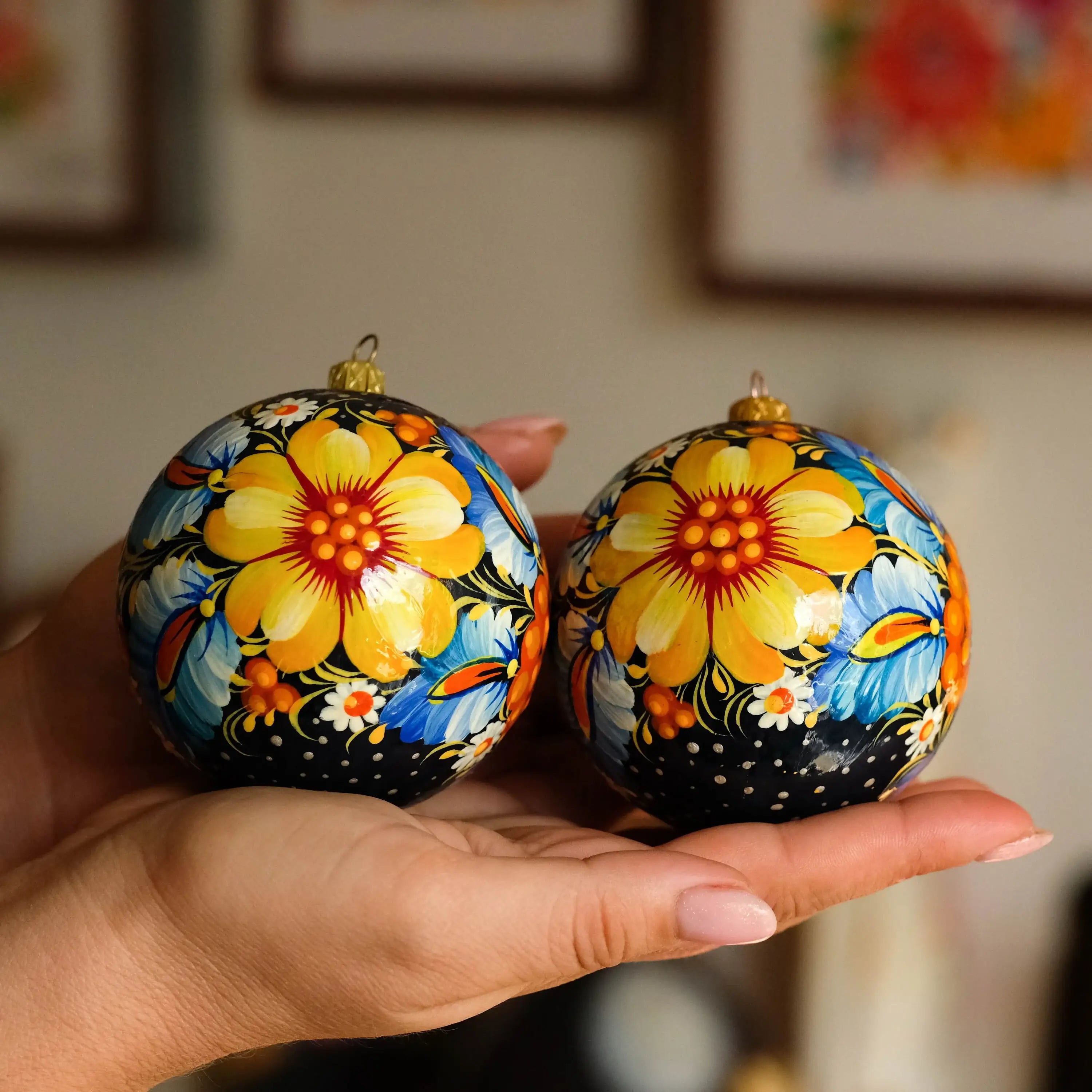 Set of Hand-painted Ukrainian Christmas Ball Ornaments 2.4 in, Gift-wrapped