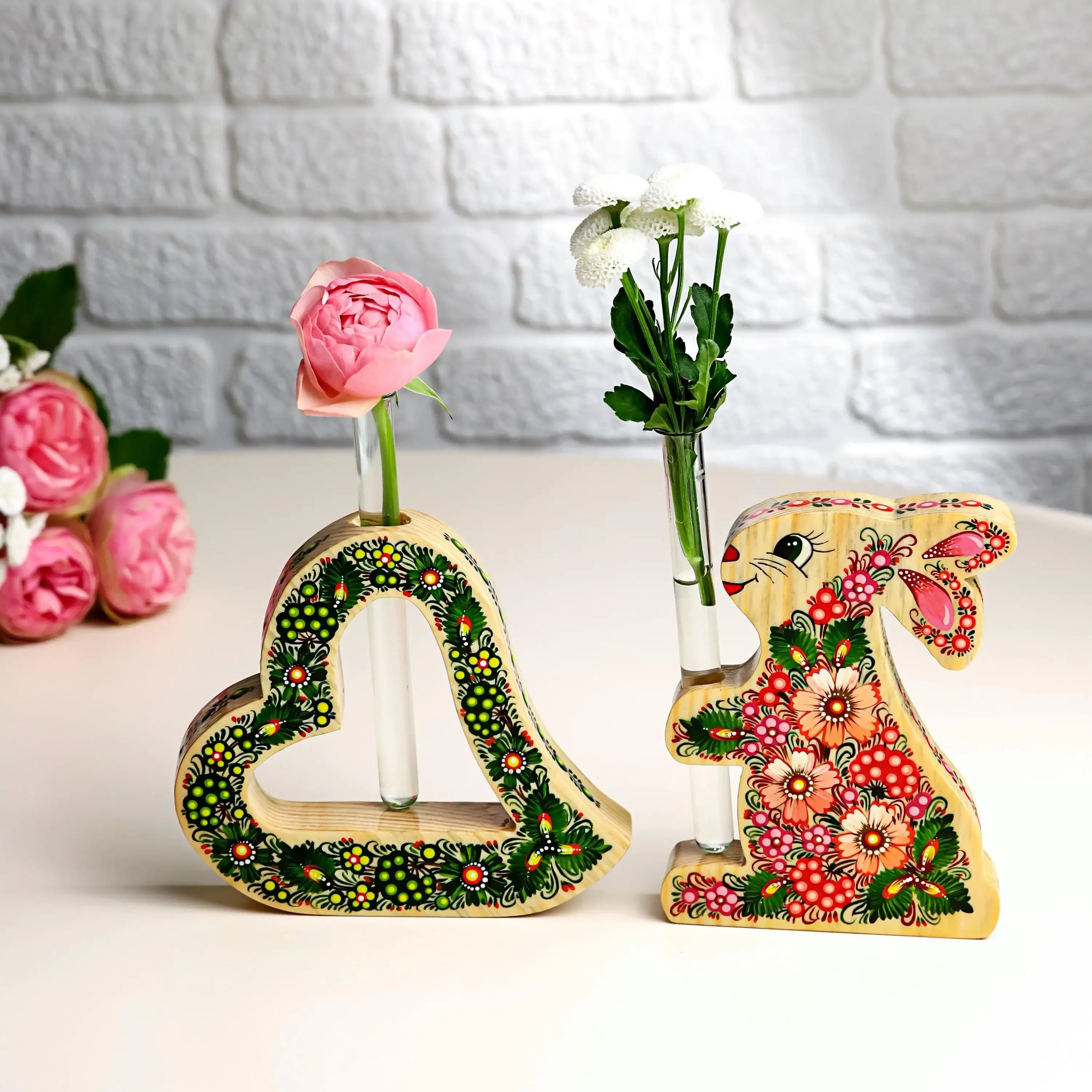 Painted Wooden Heart Propagation Station - Ukrainian Petrykivka Folk Art Bud Vase - Handmade Rooting Tube Planter, Plant Lover Gift