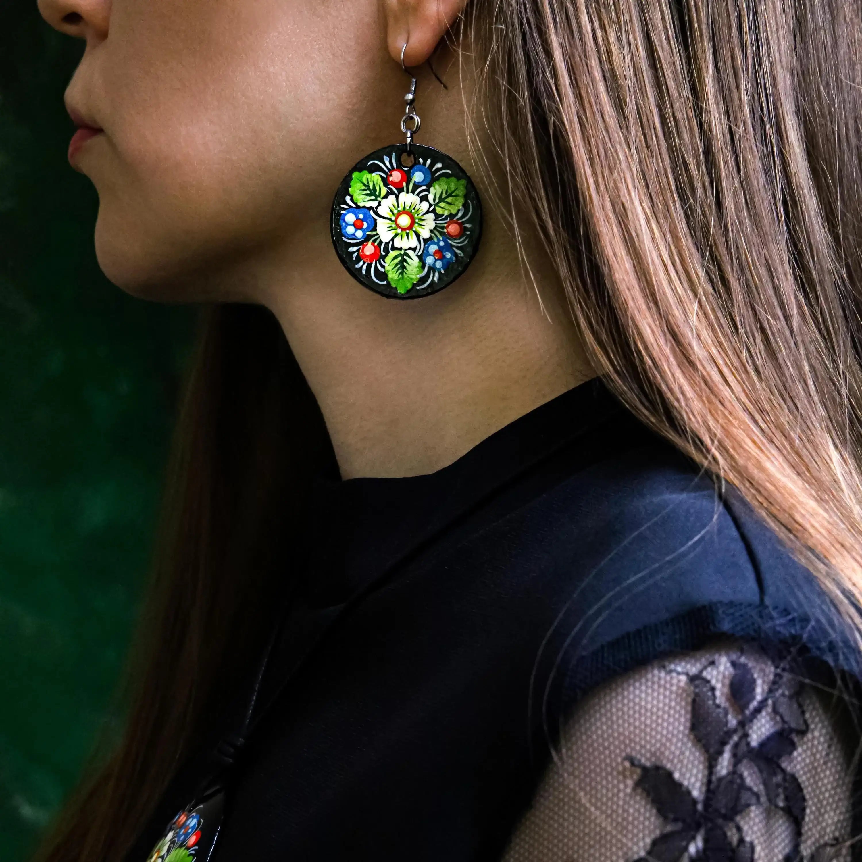 Personalized Painted Wooden Pendant Necklace - Petrykivka Daisy Necklace, Large Round Ukrainian Statement Necklace, Folk Medallion for Women