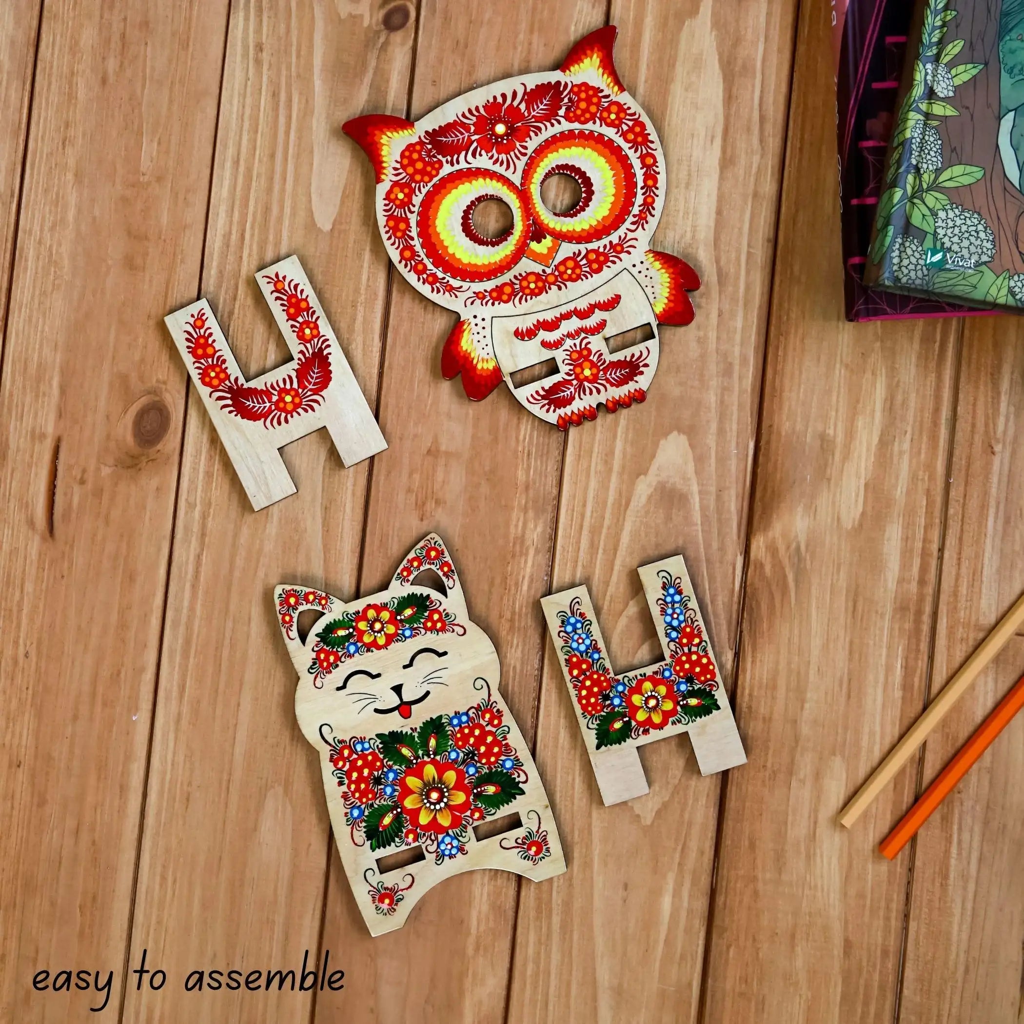 Hand-Painted Wooden Cat Phone Stand - Handmade Ukrainian Petrykivka Art Desk Phone Holder, Cute Desk Decor