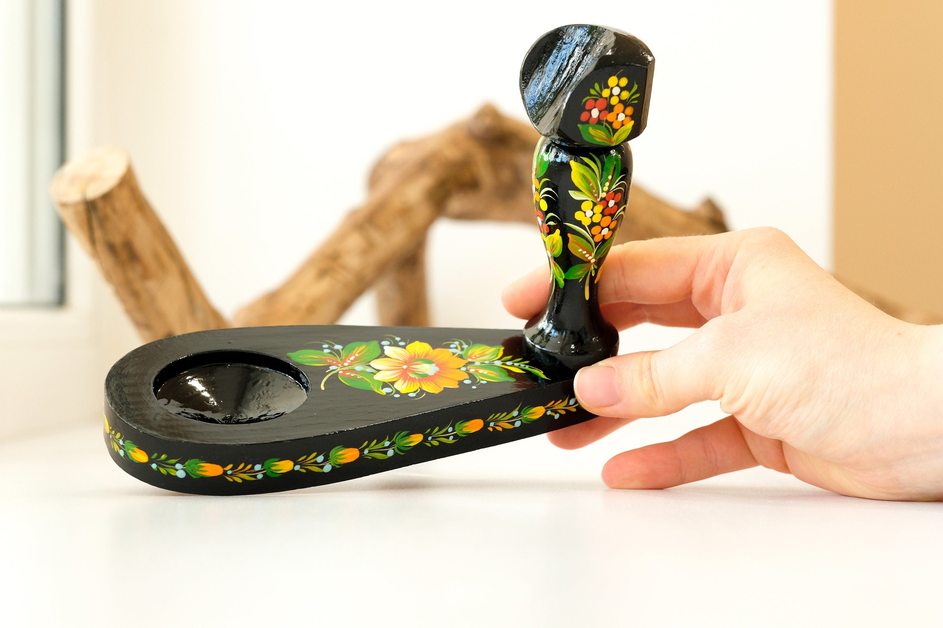 Smoking pipe stand - Painted Wooden Sunflower pipe holder with Ukrainian Petrykivka Folk Art