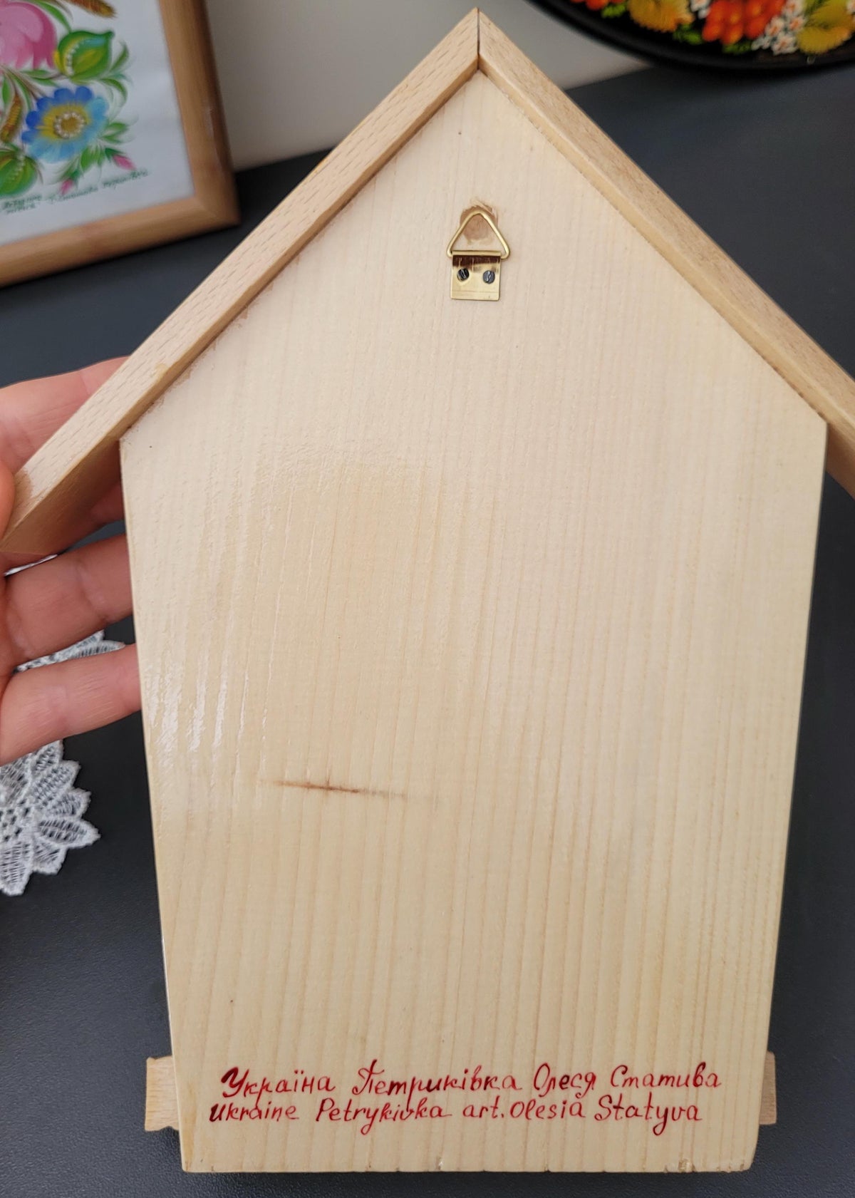 Hand-painted Key Holder, Wooden house-shaped key hanger with Dove couple - Ukrainian Petrykivka Art