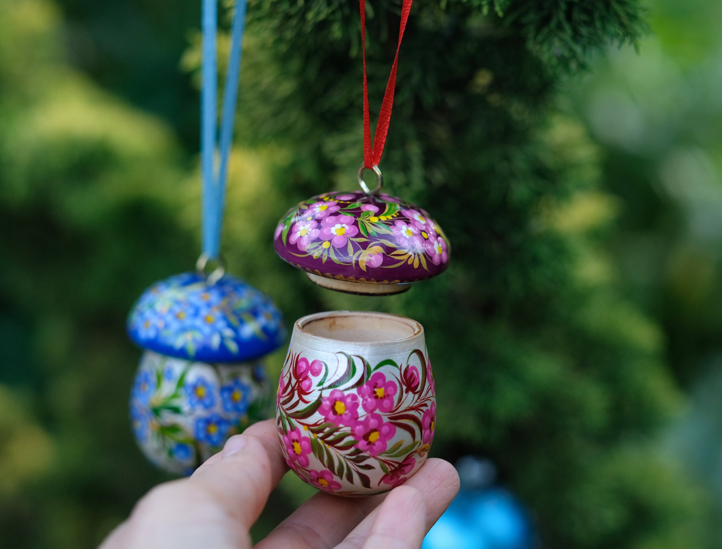 Fillable Wooden Painted Mushroom Ornament