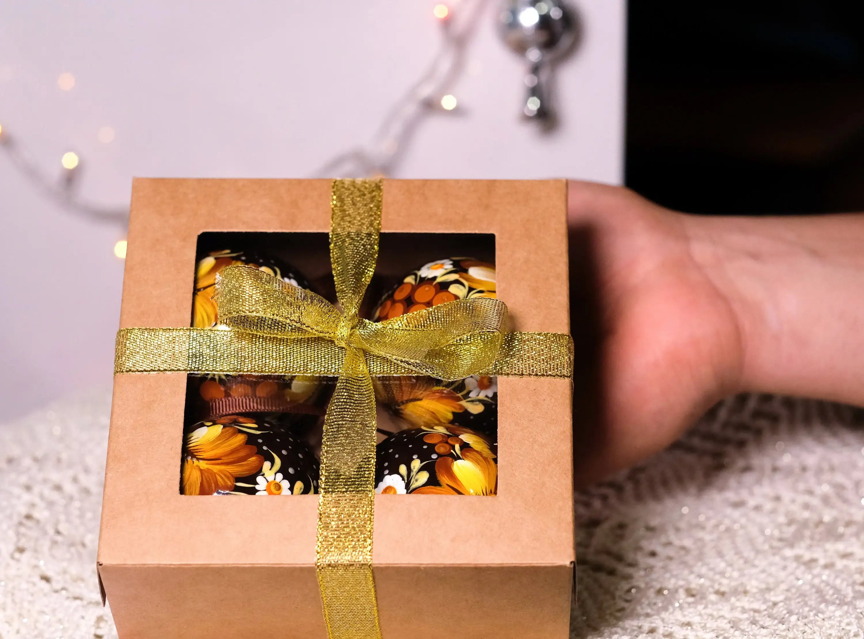 Hand-painted Set of 4 Ukrainian Christmas Ball Ornaments 2.4 in