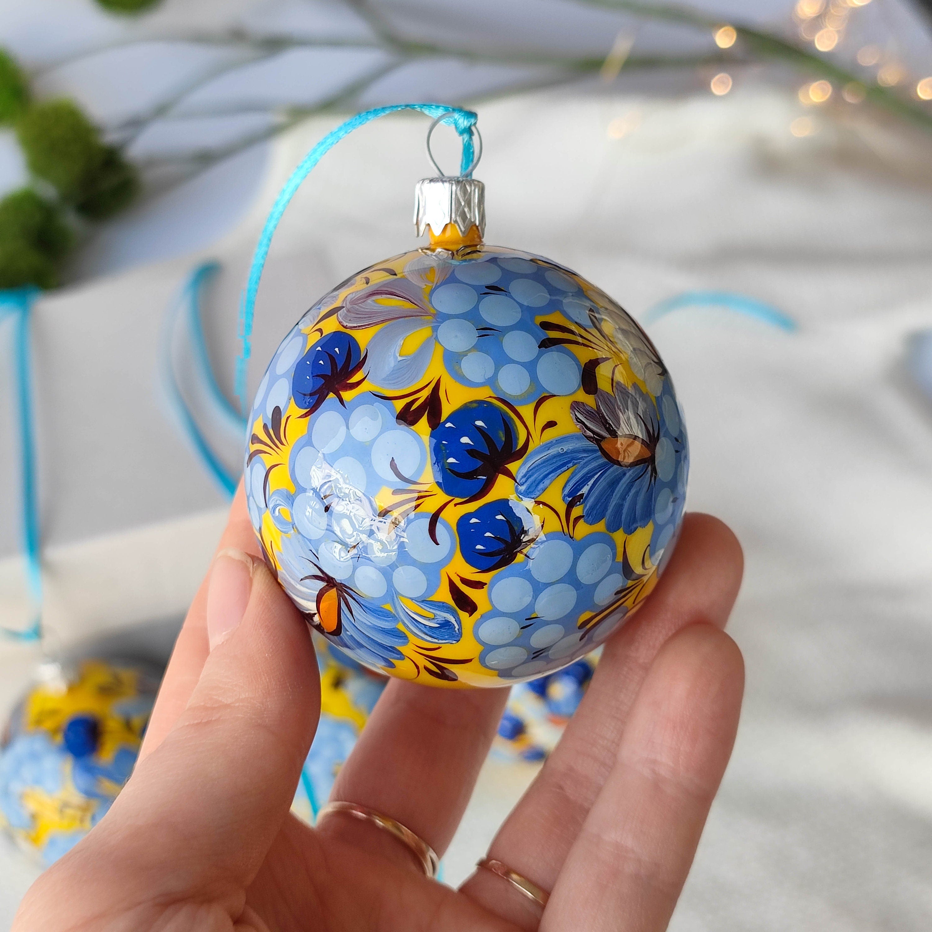 Set of 4 painted Ukrainian Christmas Ball Ornaments 2.4 in, Gift-wrapped