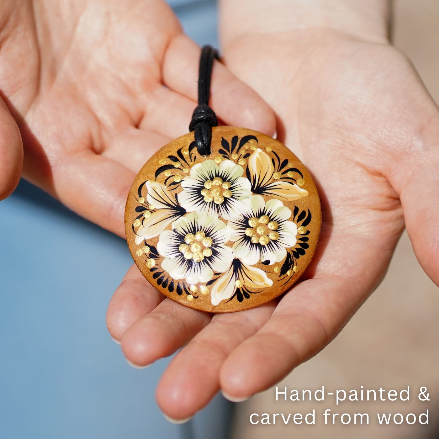 Lightweight Hand-painted Wooden Pendant Necklace -  Beige flower Artisanal Large Circle Statement Necklace