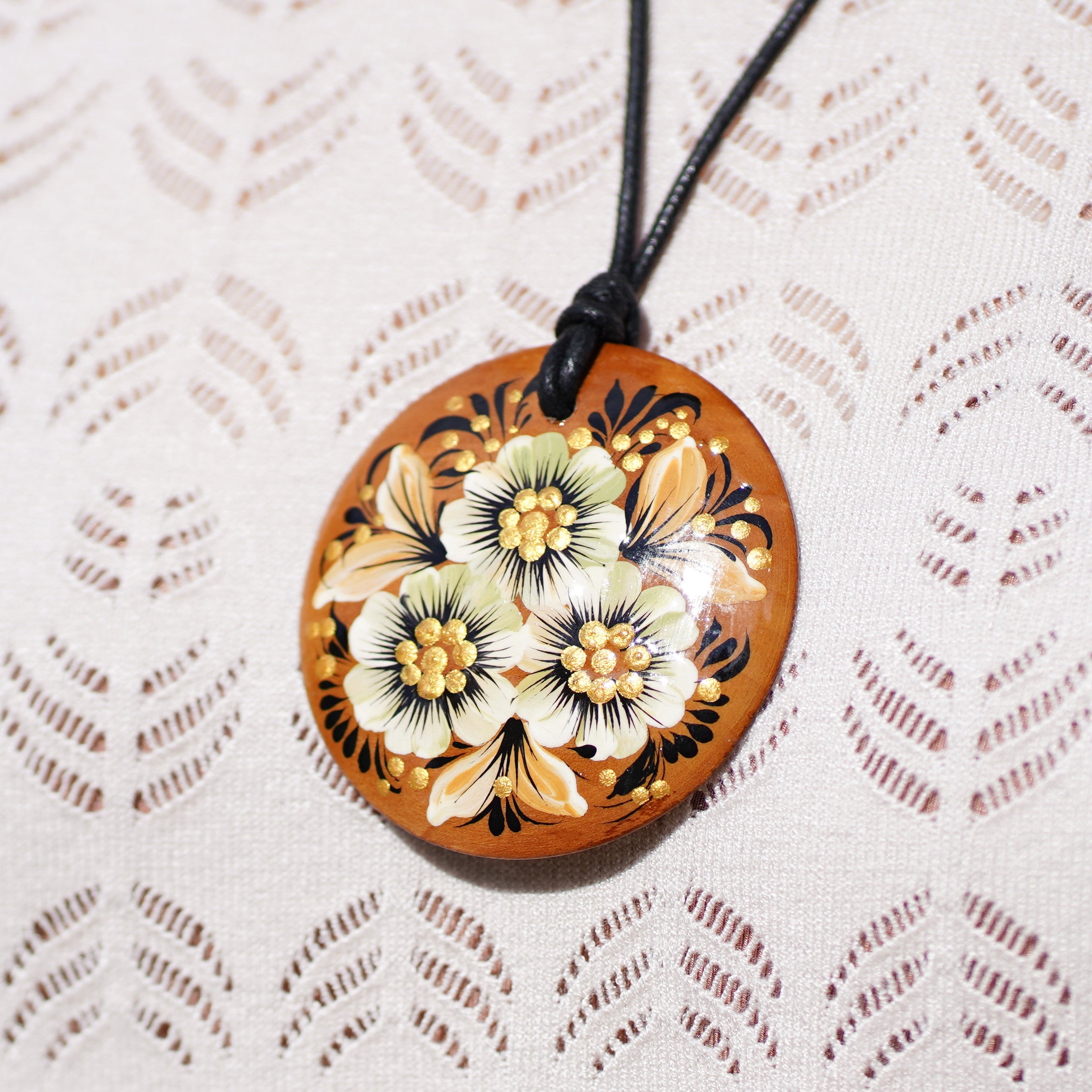 Lightweight Hand-painted Wooden Pendant Necklace -  Beige flower Artisanal Large Circle Statement Necklace