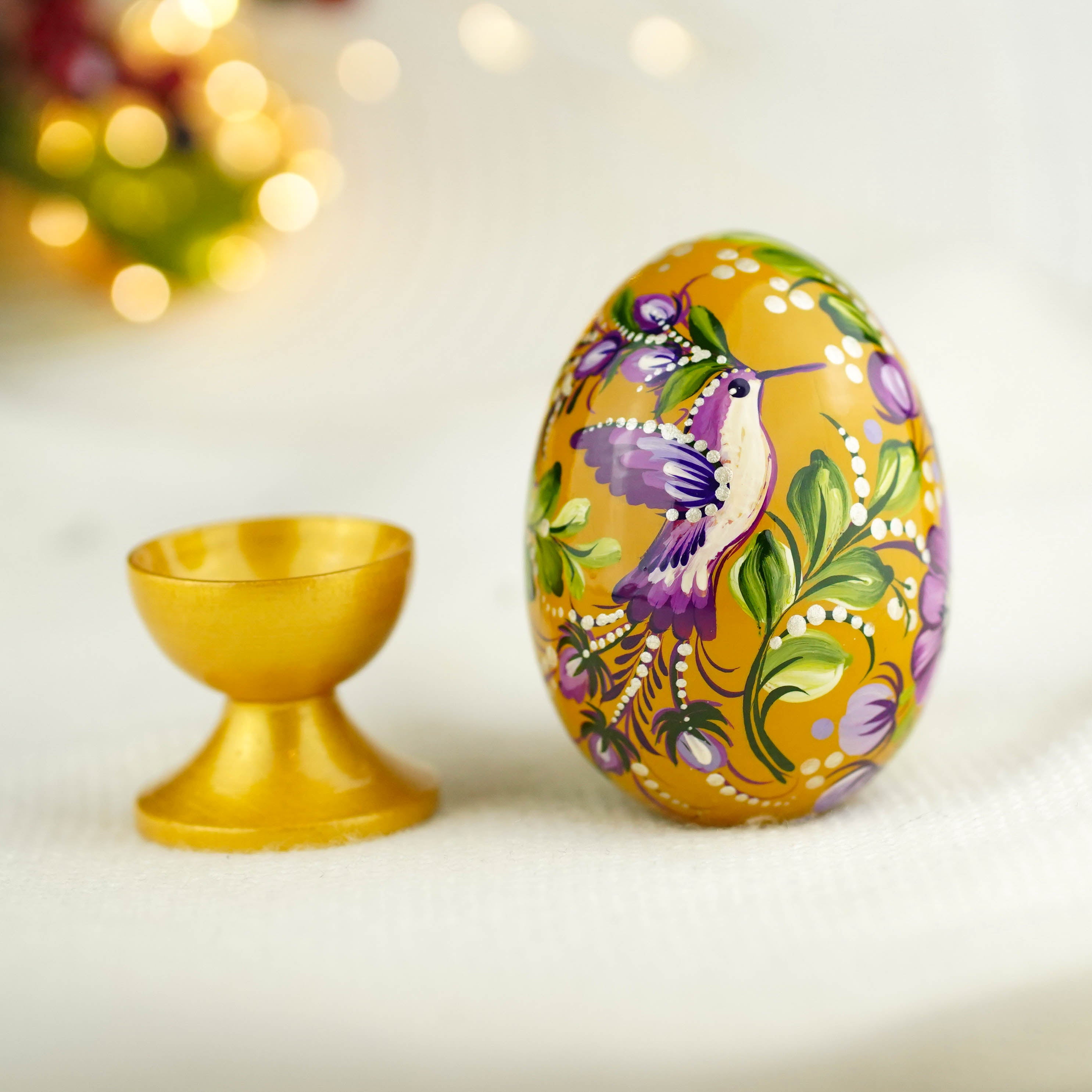 Large 3.54' hand-painted hummingbird Easter egg - Wooden purple flower egg