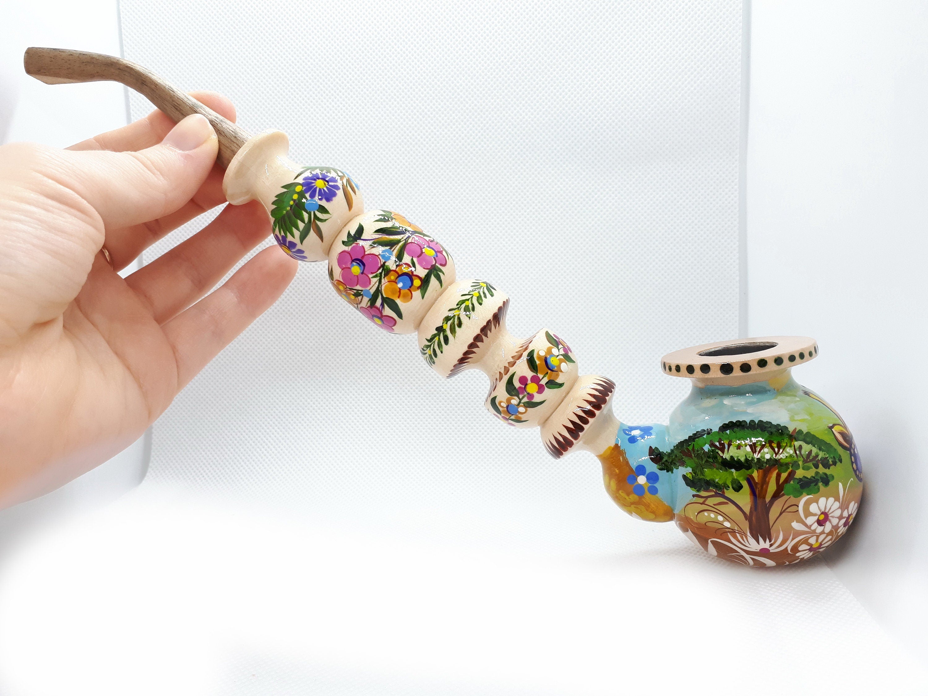 Long Wooden Smoking Pipe with Painted Giraffe in Sunglasses - Savanna Animal Pipe