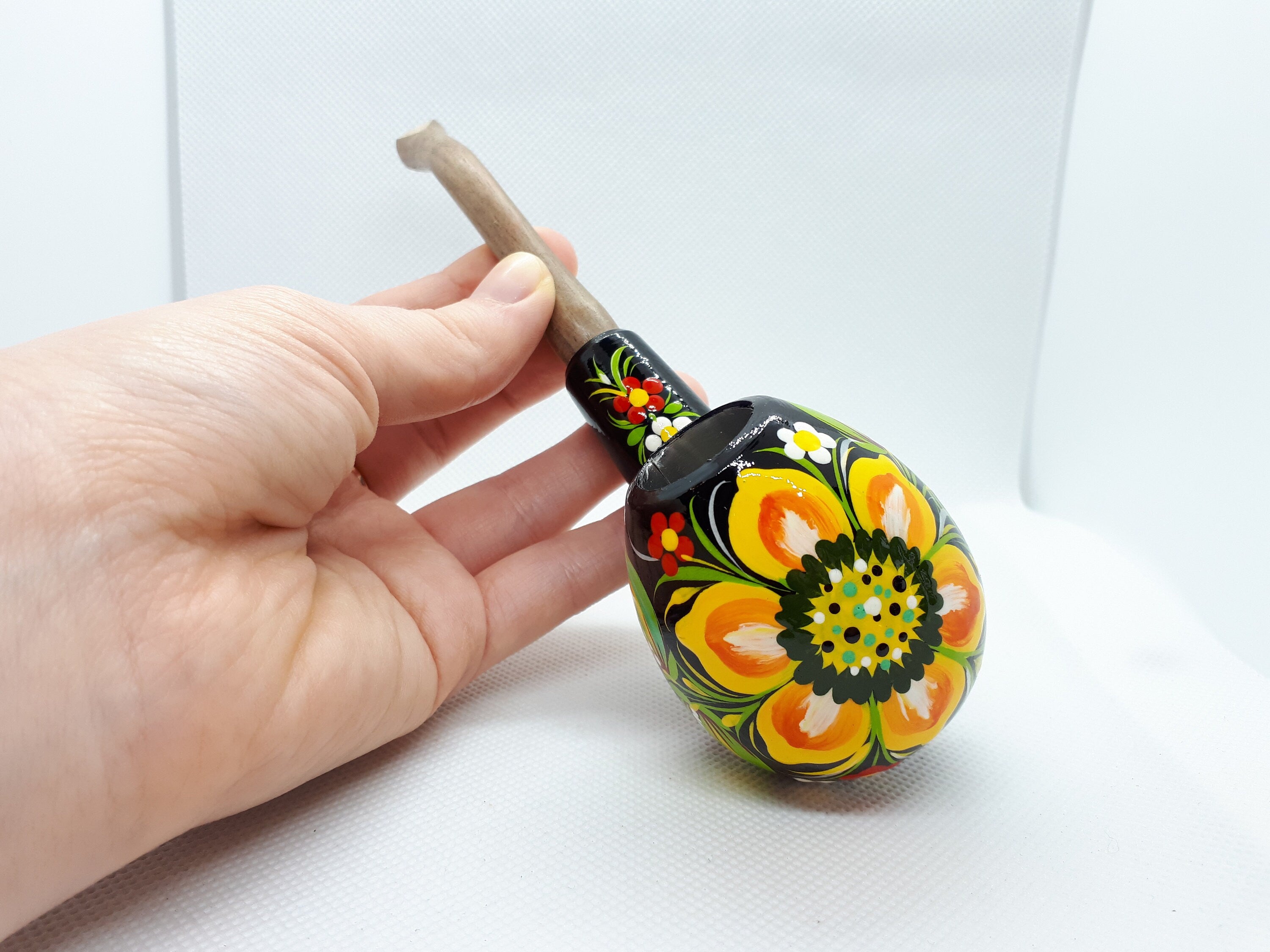 Painted Wooden Sunflower Smoking Pipe - Tobacco Pipe with Ukrainian Folk Art Petrykivka