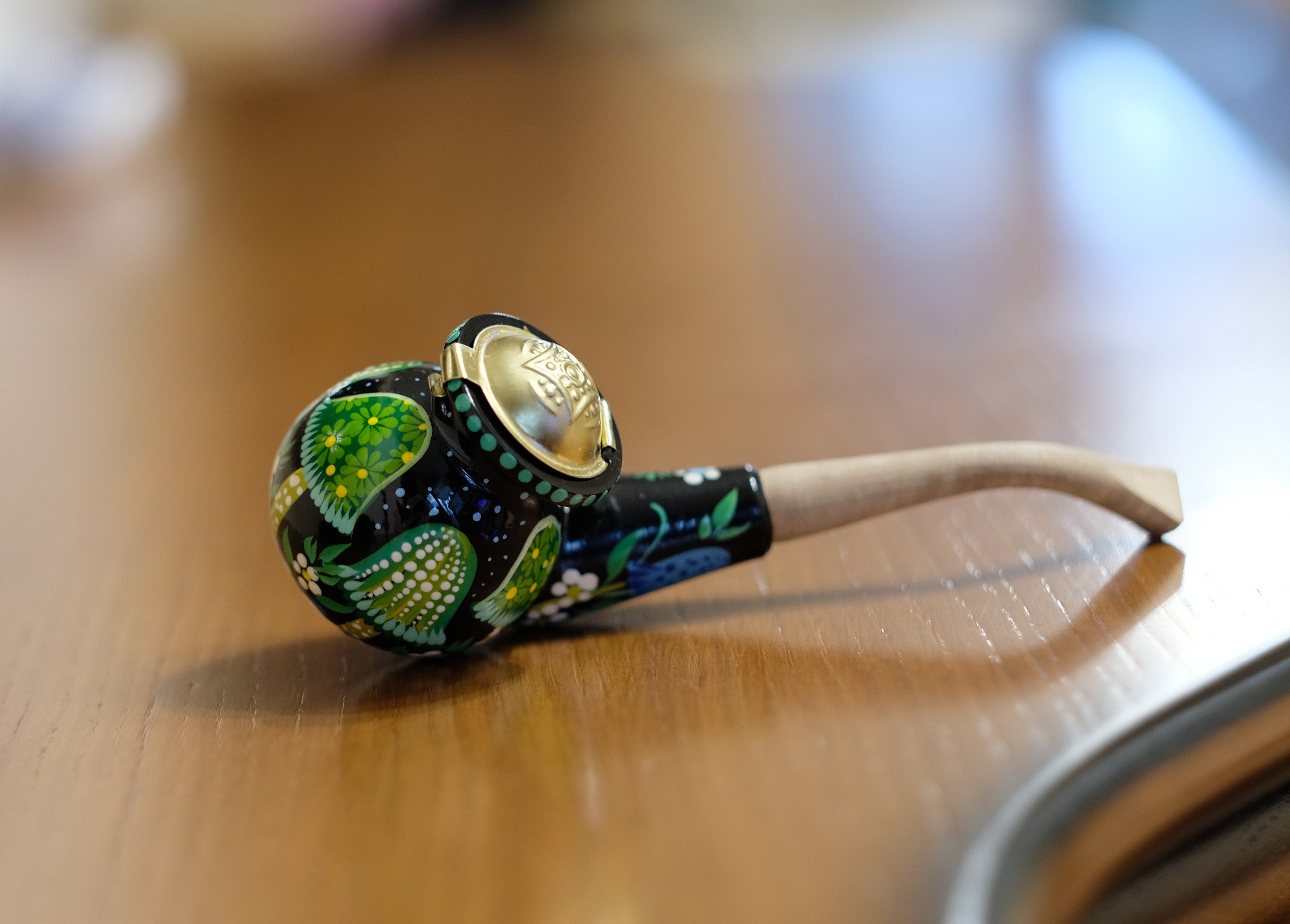 Wooden Mushroom Smoking Pipe with Lid - Ukrainian Folk Art Petrykivka Tobacco Pipe
