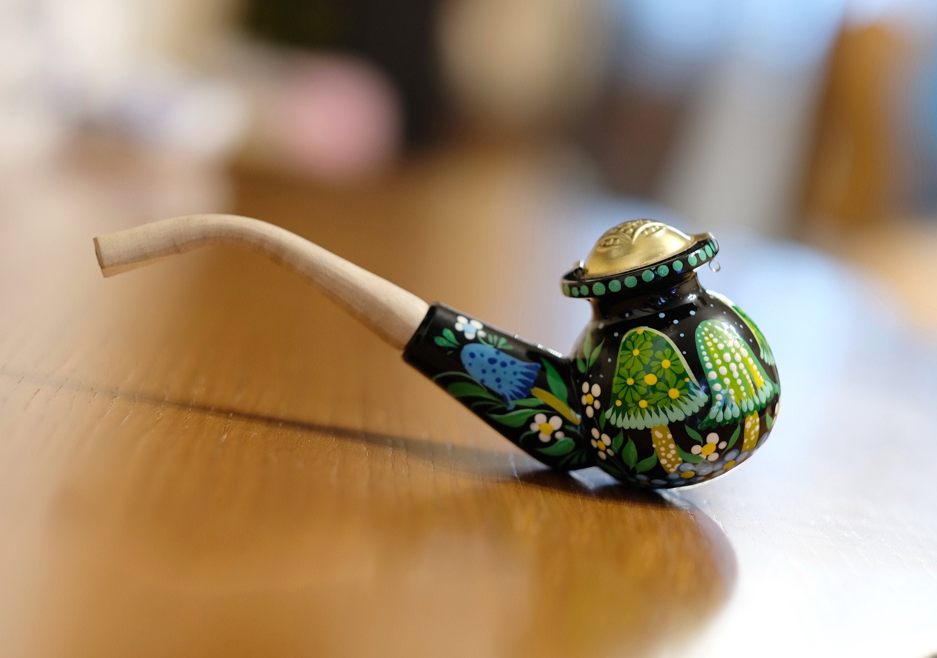 Wooden Mushroom Smoking Pipe with Lid - Ukrainian Folk Art Petrykivka Tobacco Pipe