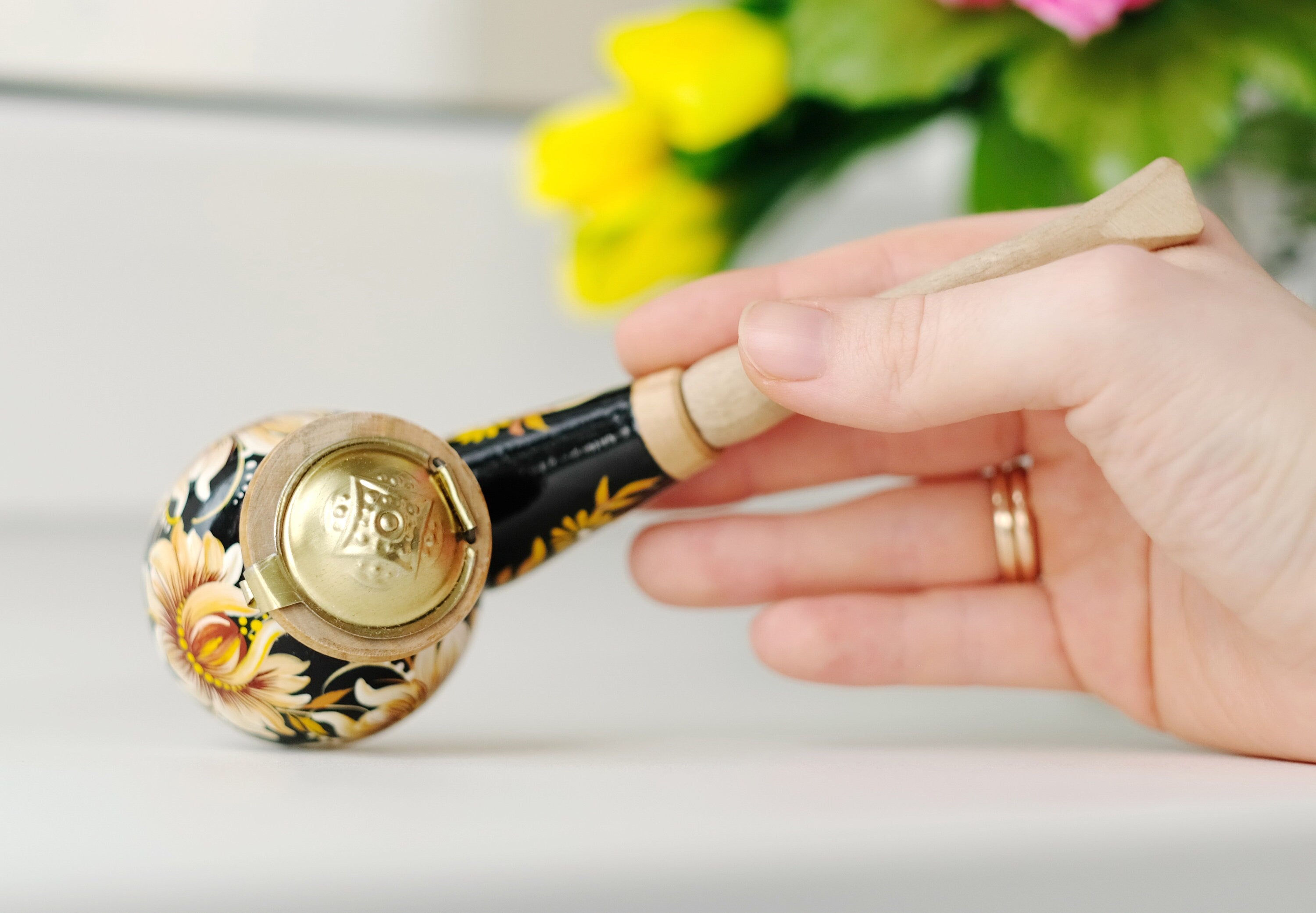 Painted Wooden Smoking Pipe with Lid - Beige Flower Tobacco Pipe with Ukrainian Folk Art Petrykivka