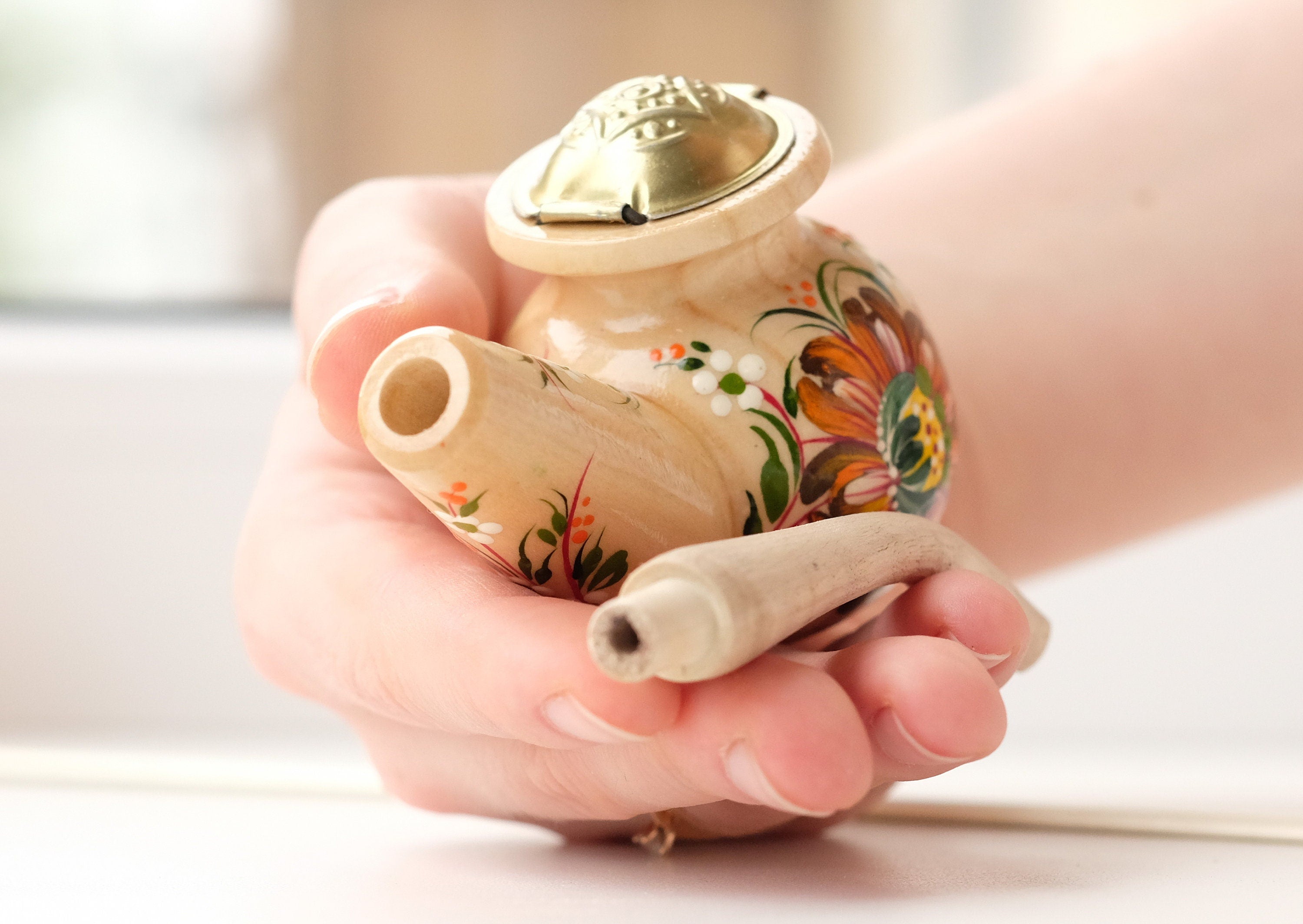 Painted Wooden Smoking Pipe with Lid - Ukrainian Folk Art Petrykivka Tobacco Pipe