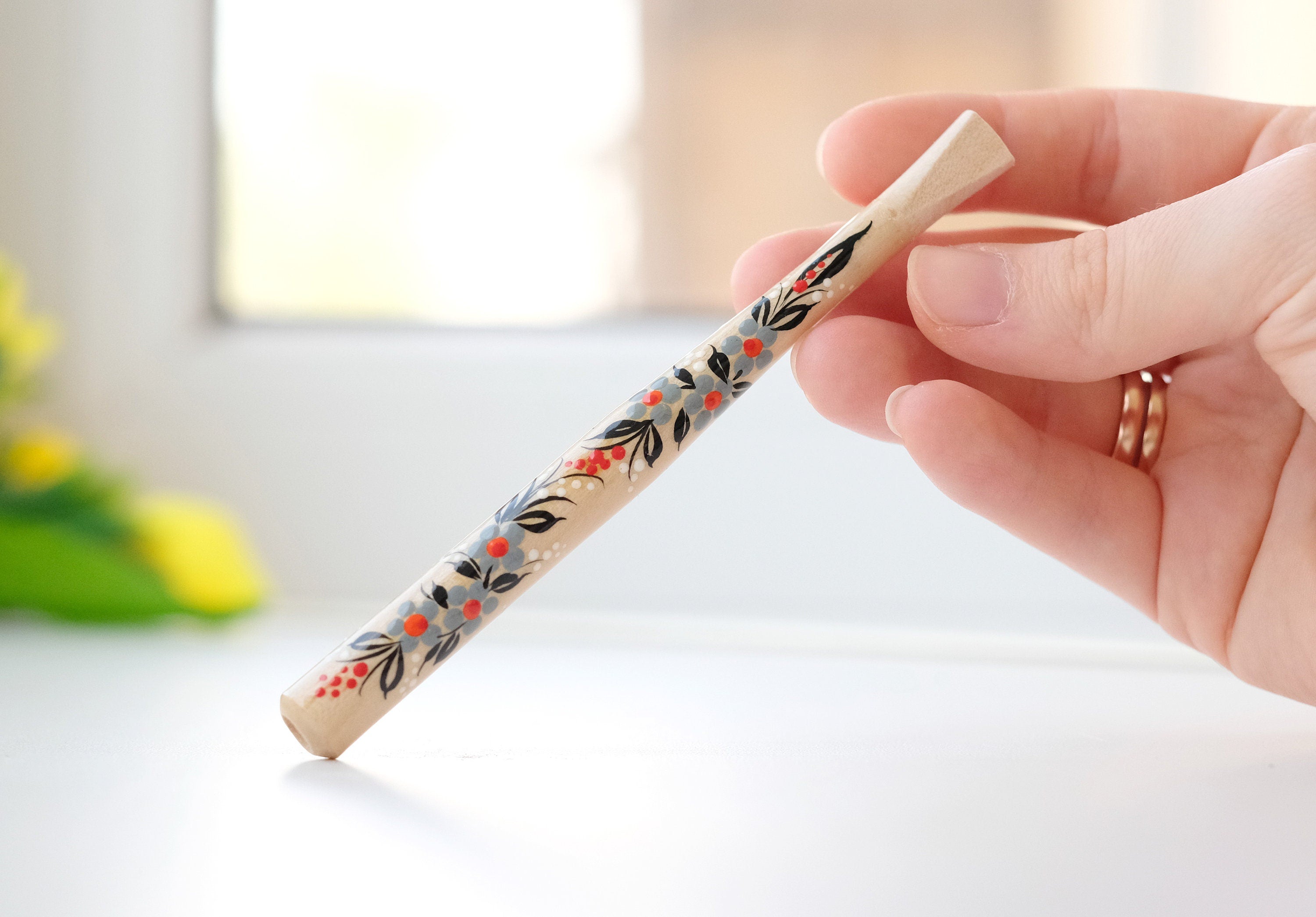 Painted Wooden Cigarette Holder - Regular & Slim - Flower Mouthpiece with Ukrainian Folk Art Petrykivka