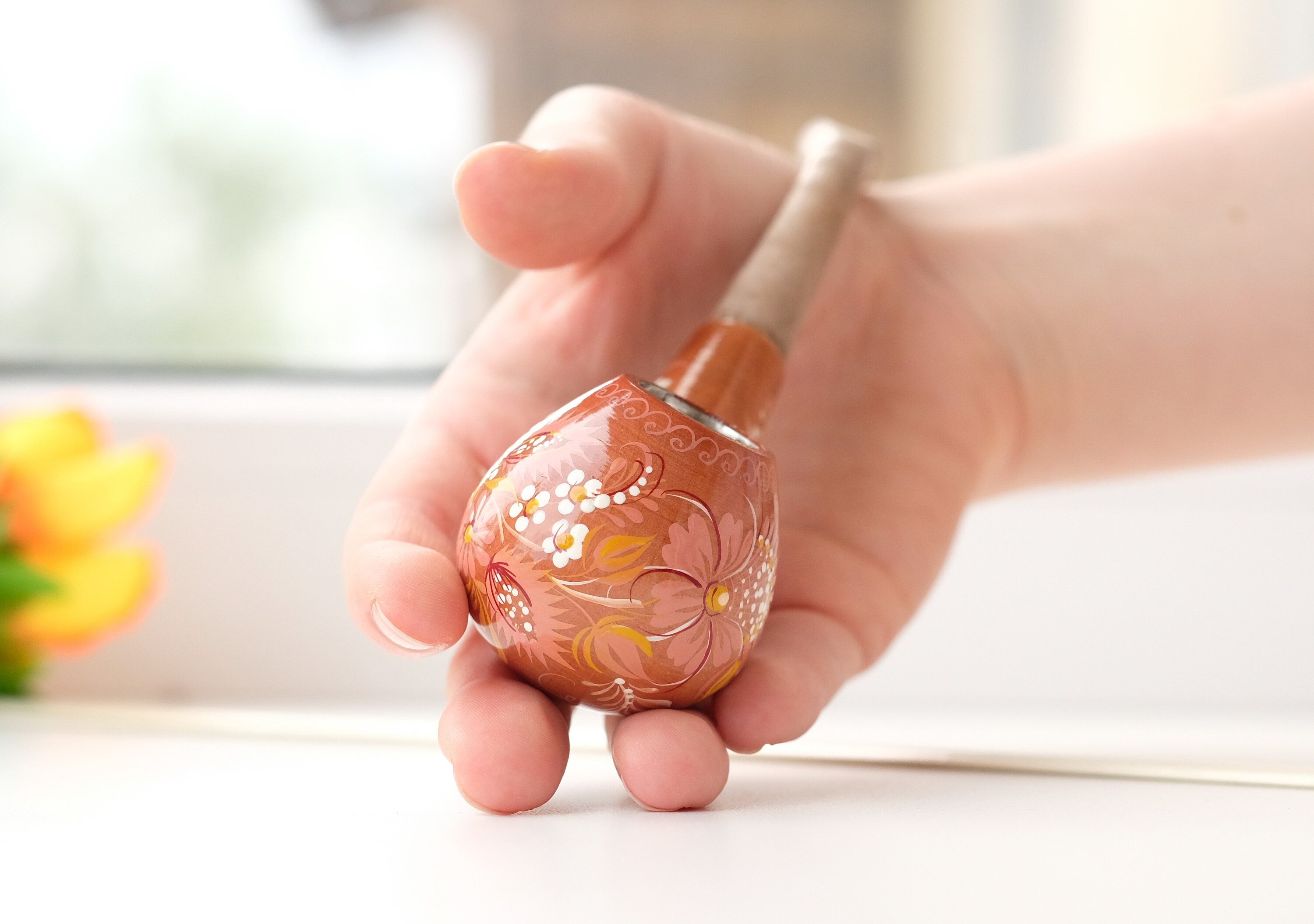Small Painted Wooden Smoking Pipe - Beige Flower Tobacco pipe with Ukrainian Folk Art Petrykivka