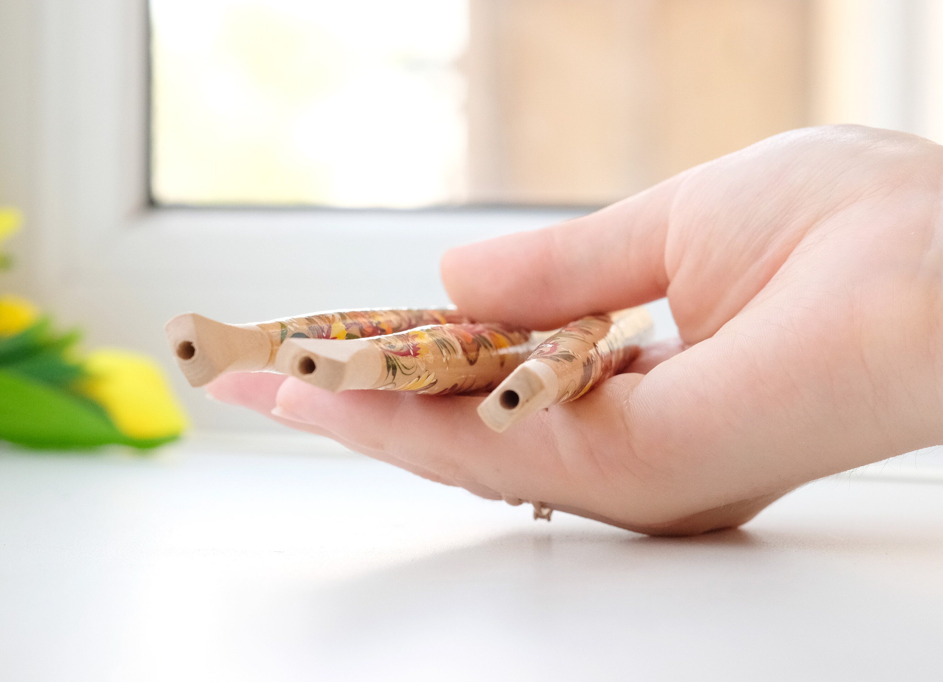 Painted Wooden Cigarette Holder - Regular & Slim - Flower Mouthpiece with Ukrainian Folk Art Petrykivka
