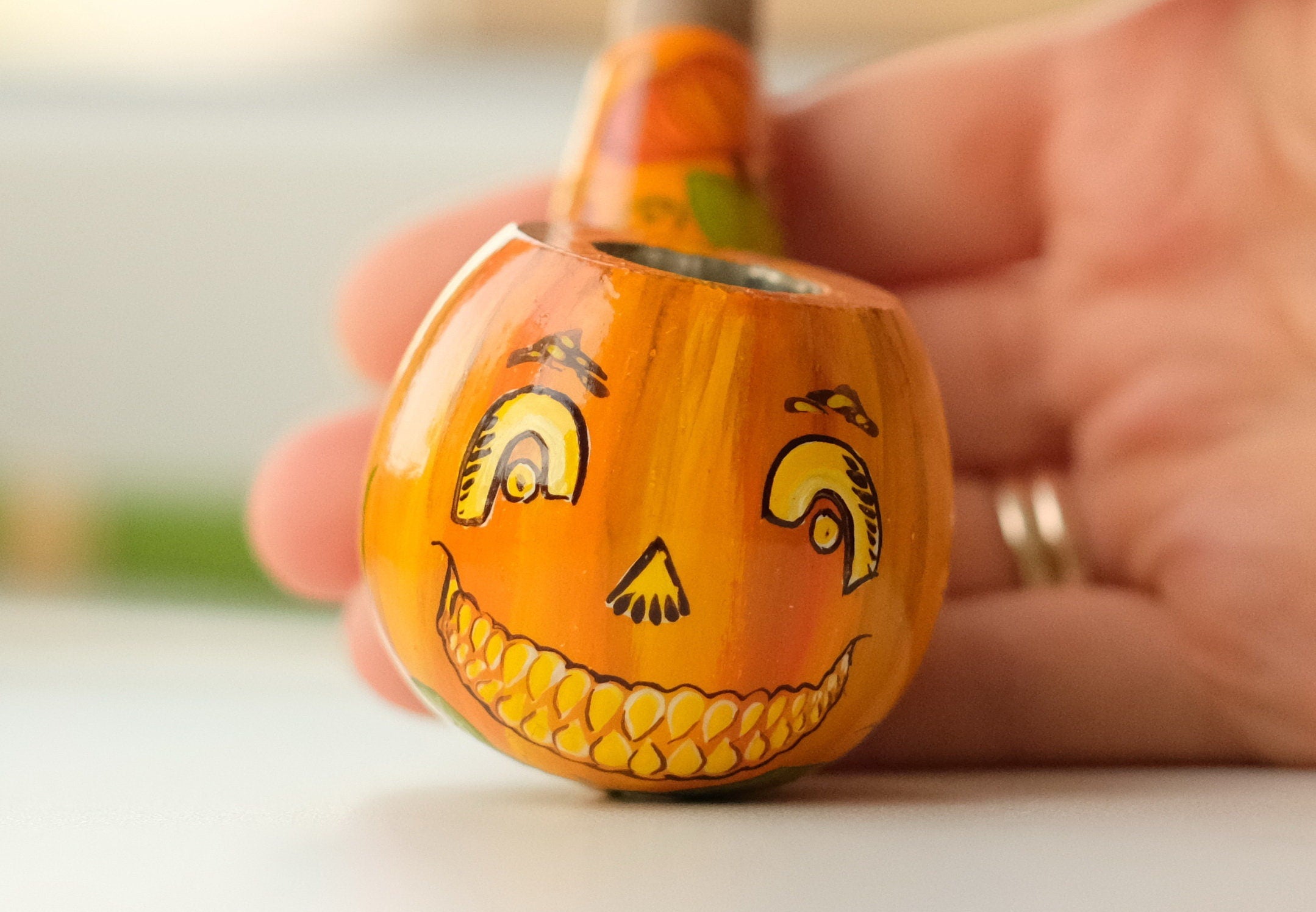 Painted Halloween smoking pipe - Wooden pumpkin Jack-o'-lantern tobacco pipe
