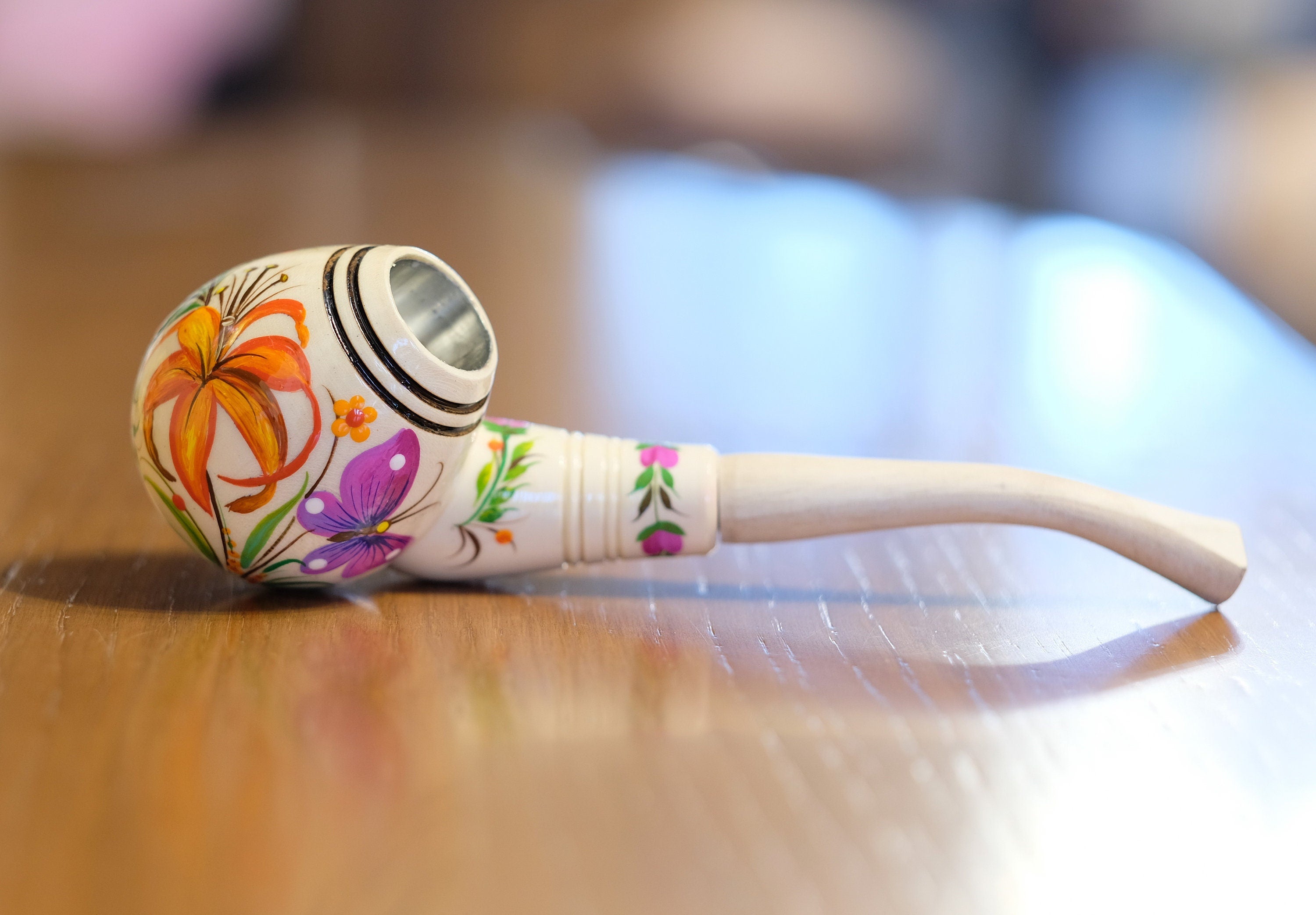 Painted Wooden Smoking Pipe - Hummingbird Tobacco Pipe with Ukrainian Folk Art Petrykivka