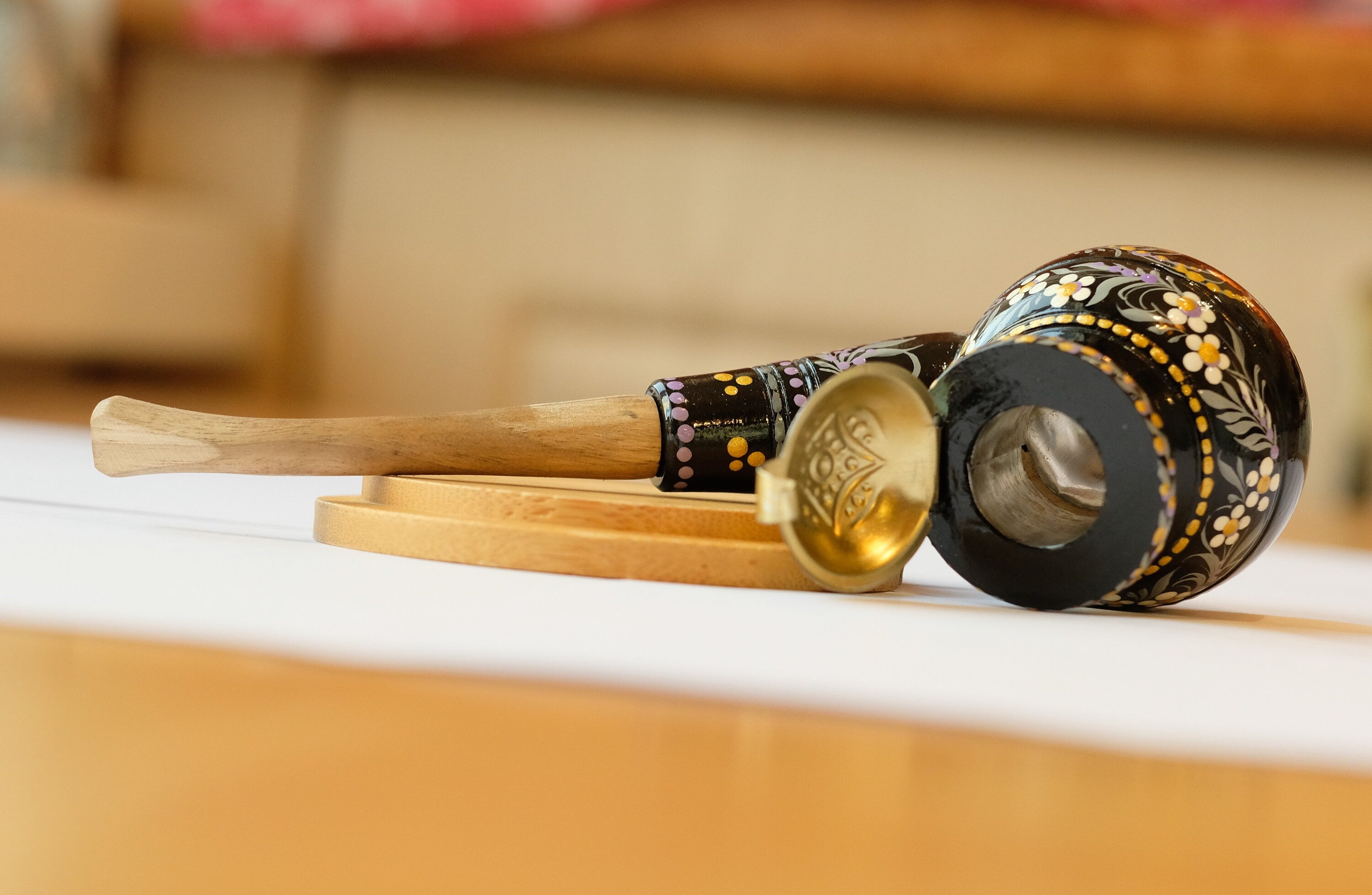 Personalized Wooden Smoking Pipe with Lid - Black Flower Tobacco Pipe with Ukrainian Folk Art Petrykivka