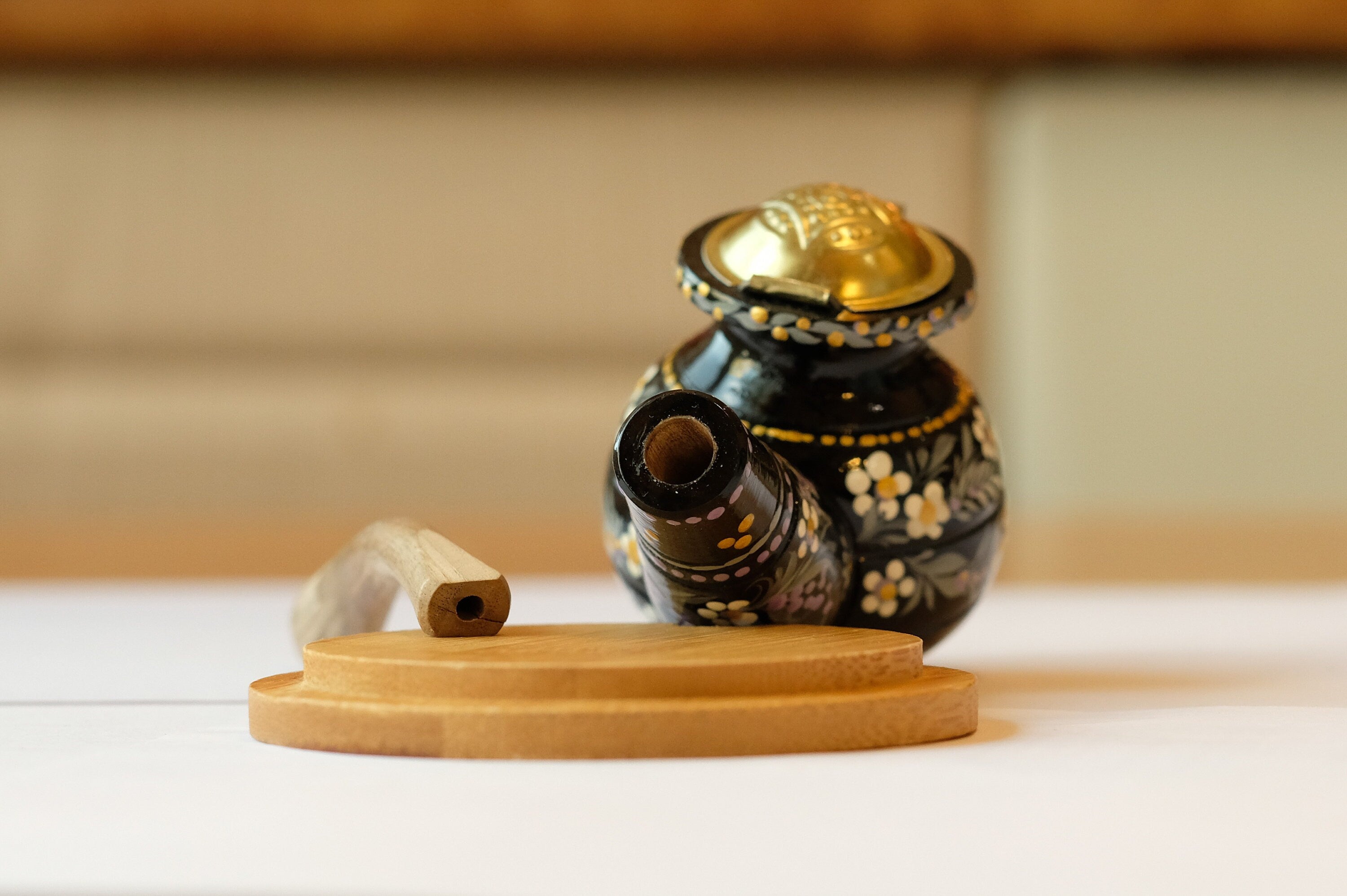 Personalized Wooden Smoking Pipe with Lid - Black Flower Tobacco Pipe with Ukrainian Folk Art Petrykivka