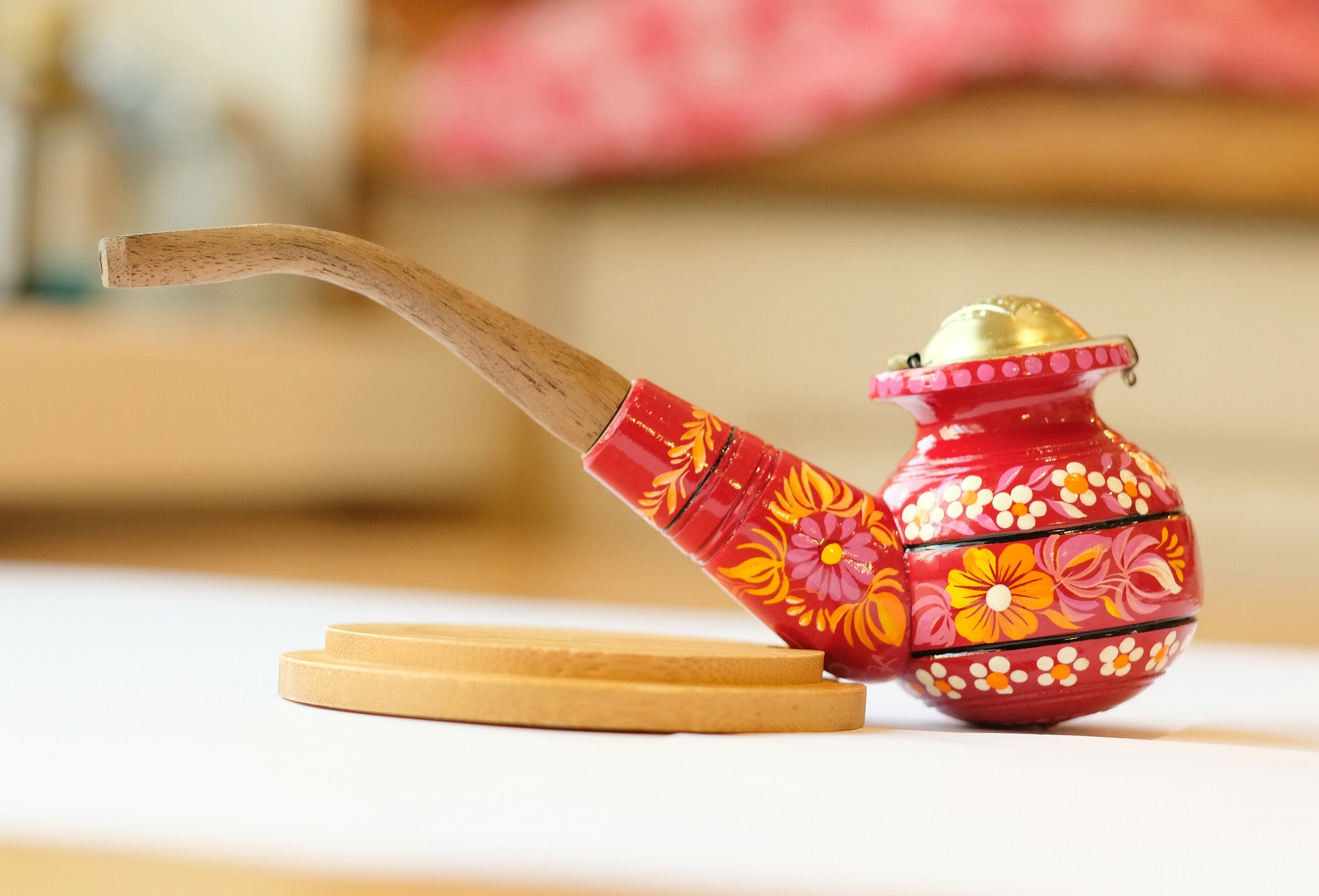 Personalized Wooden Smoking Pipe with Lid - Burgundy Tobacco Pipe with Ukrainian Folk Art Petrykivka