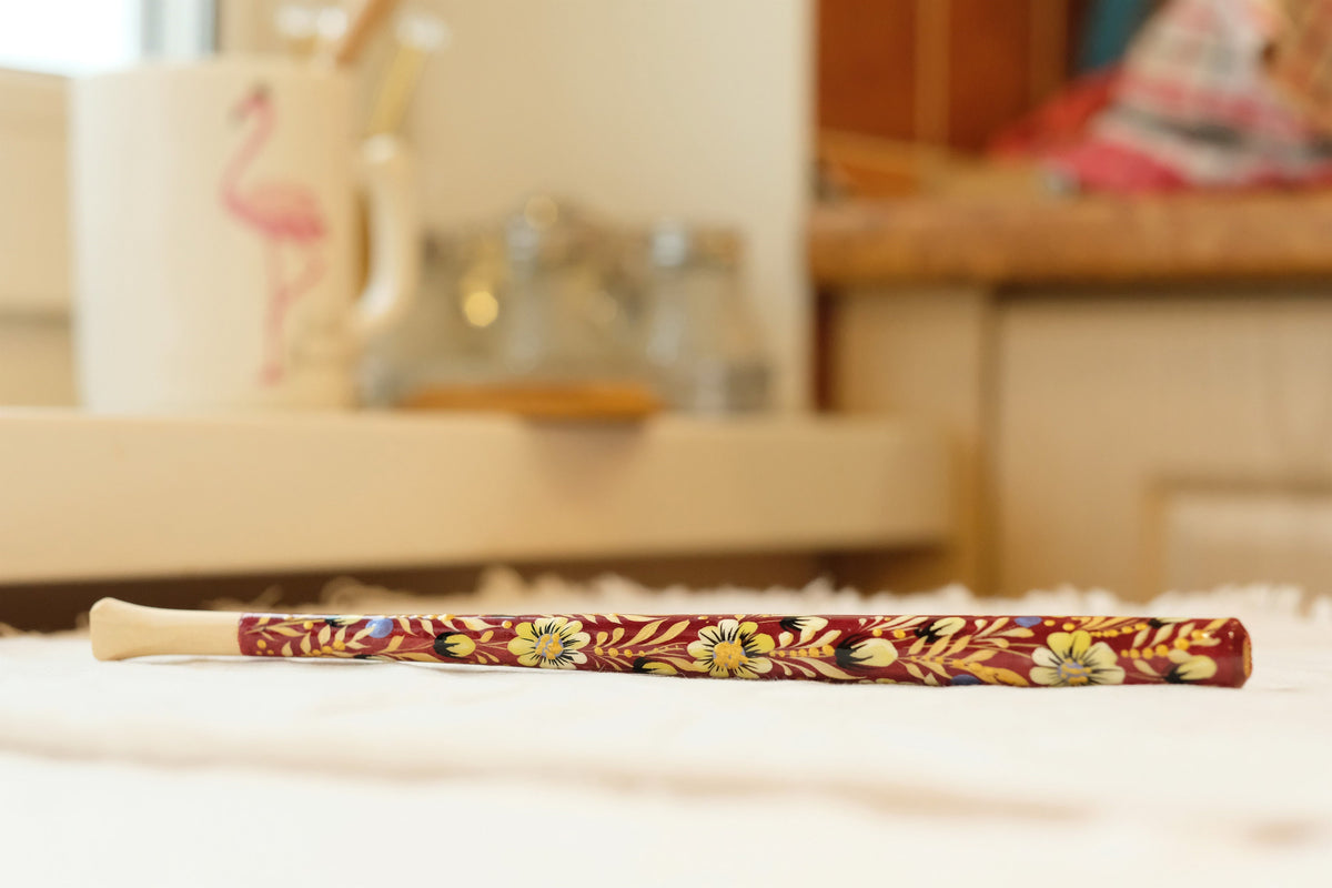 Extra long regular cigarette holder 9.1"/23 cm - Hand-painted wooden burgundy daisy flower cigarette holder with Ukrainian Petrykivka art