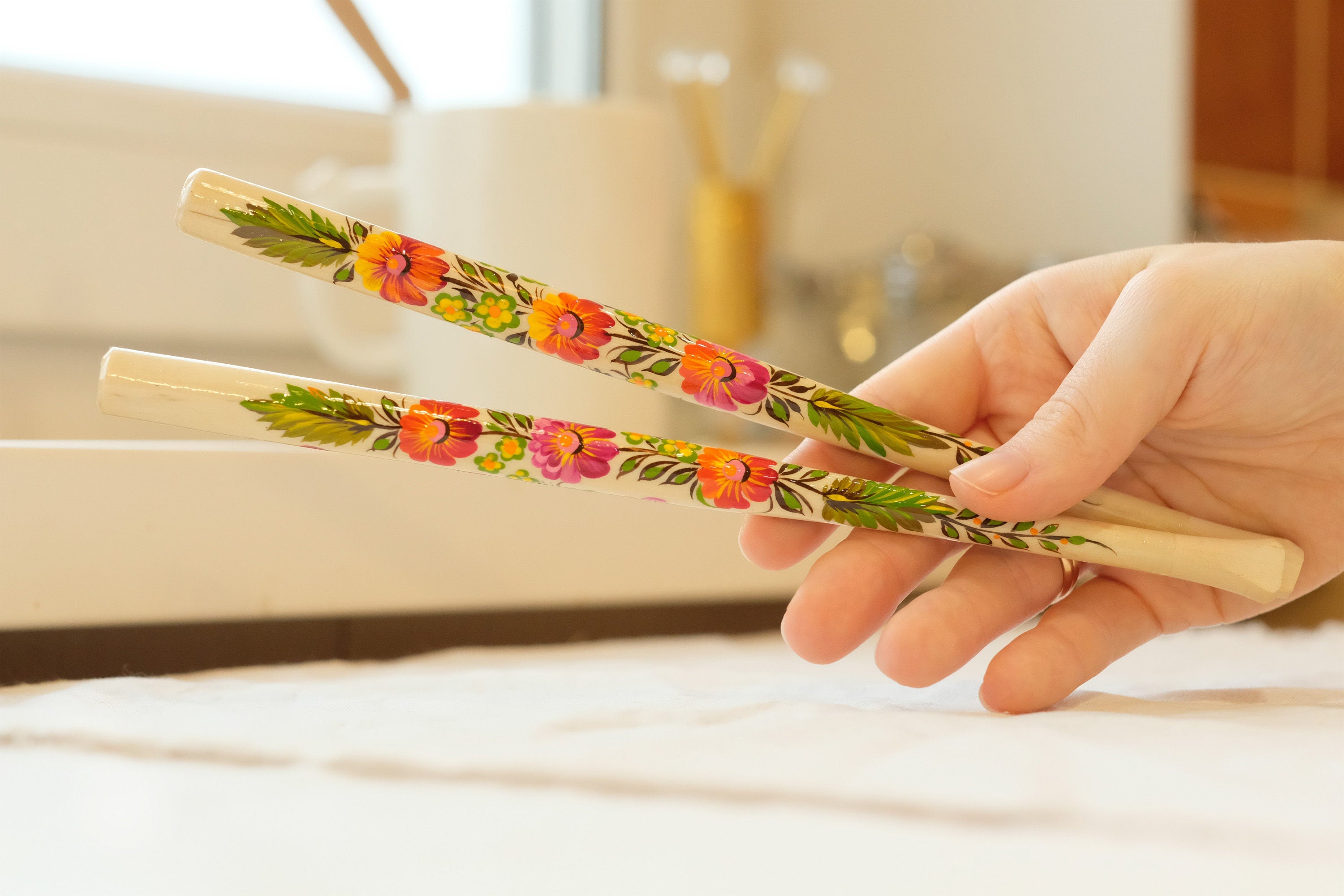 Extra long regular cigarette holder 9.1"/23 cm - Hand-painted wooden orange flower cigarette holder with Ukrainian Petrykivka art