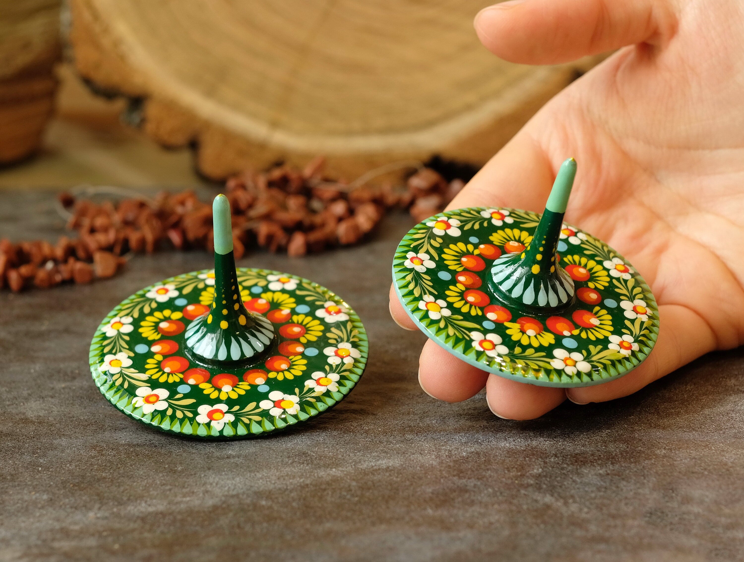 Wooden spinning top, Unique fidget spinner, Hand spinner fidget toy, Party bag favor, Cute Wedding favor, Green flower spinning top