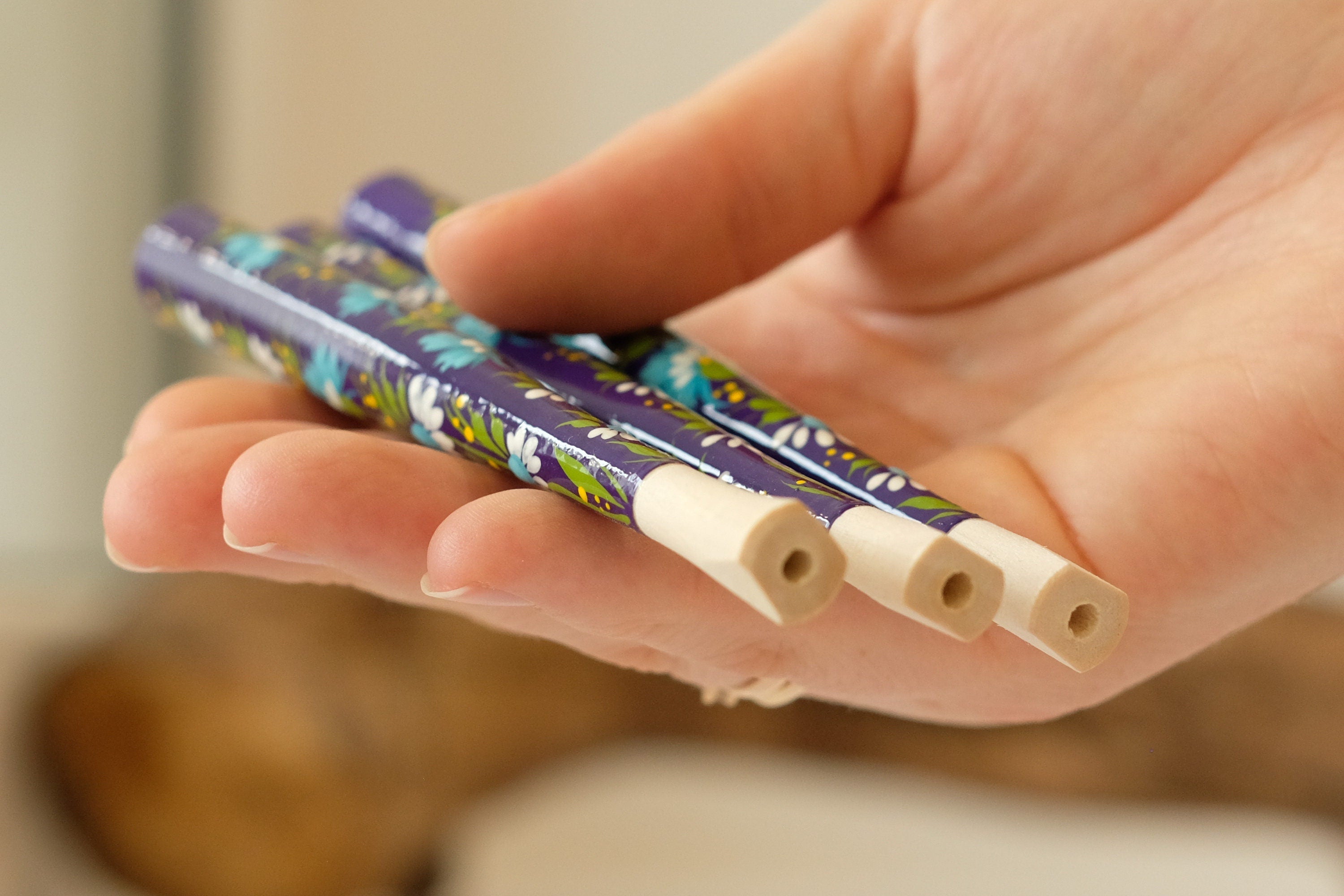 Painted Wooden Cigarette Holder - Regular & Slim - Purple Flower Mouthpiece with Ukrainian Folk Art Petrykivka