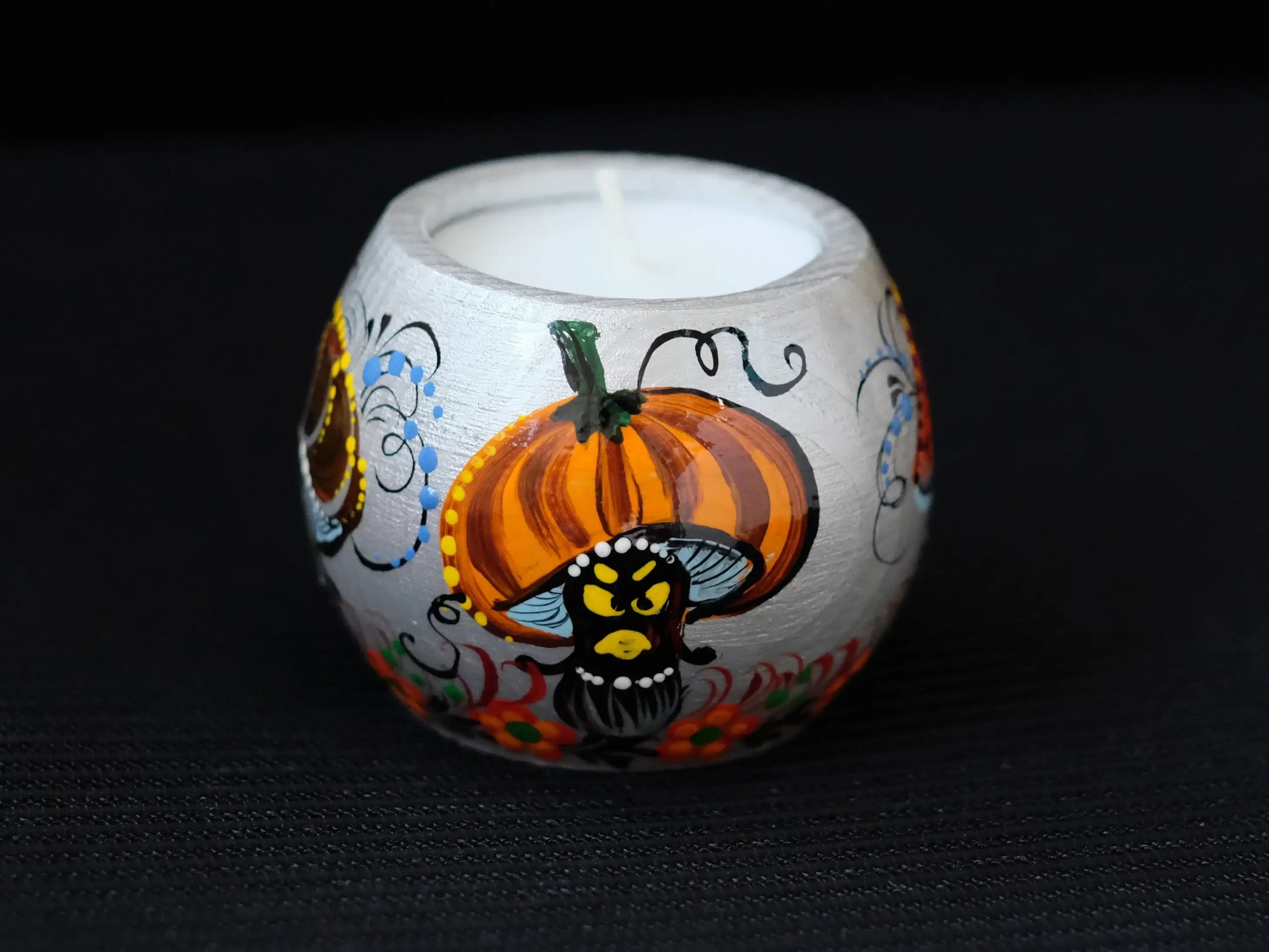 Painted Wooden Mushroom Candle Holder - Spooky Mushroom Face Halloween Tea Light Candle Holder